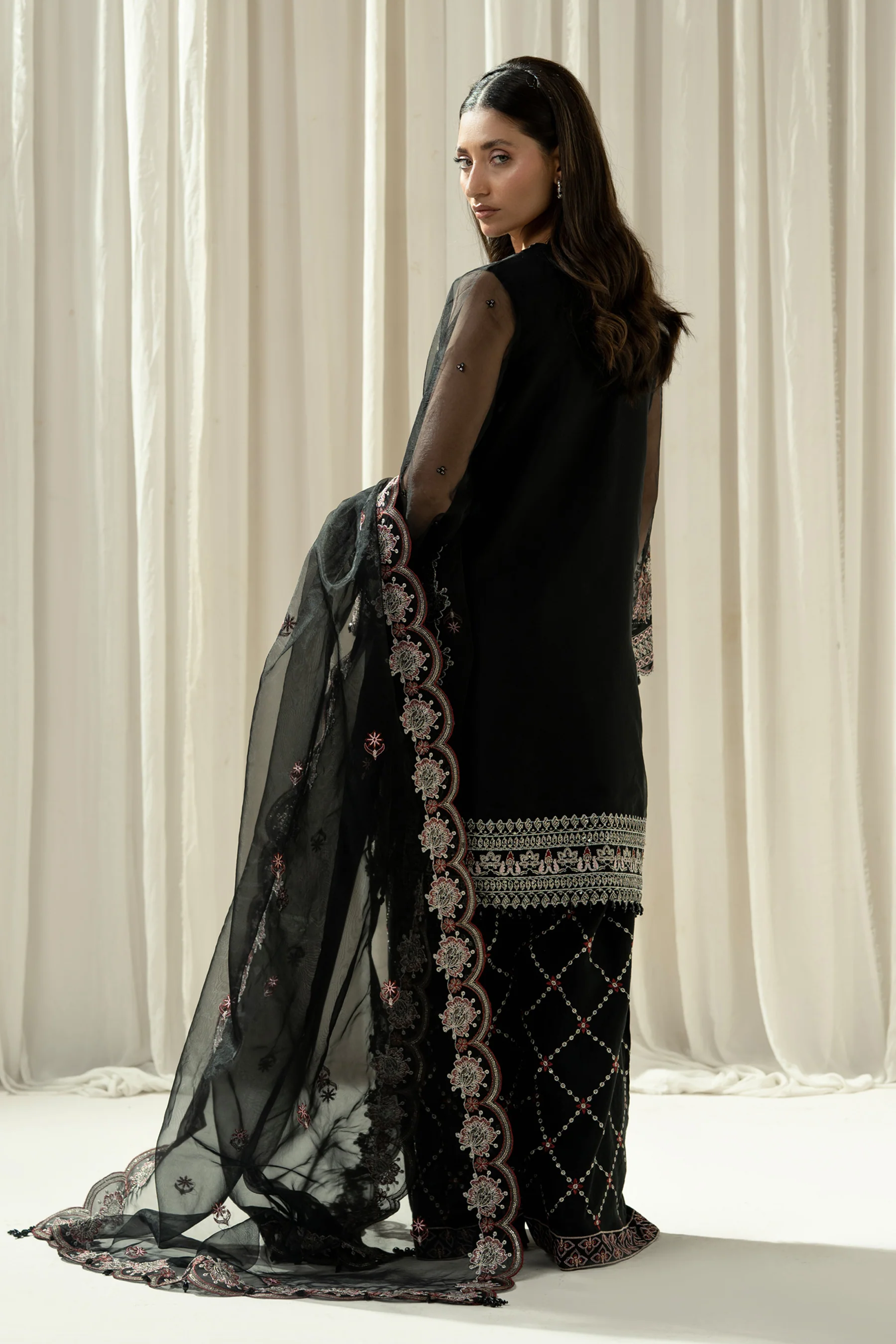 EMBROIDERED ORGANZA STITCHED 3 PIECE SUIT - Image 4