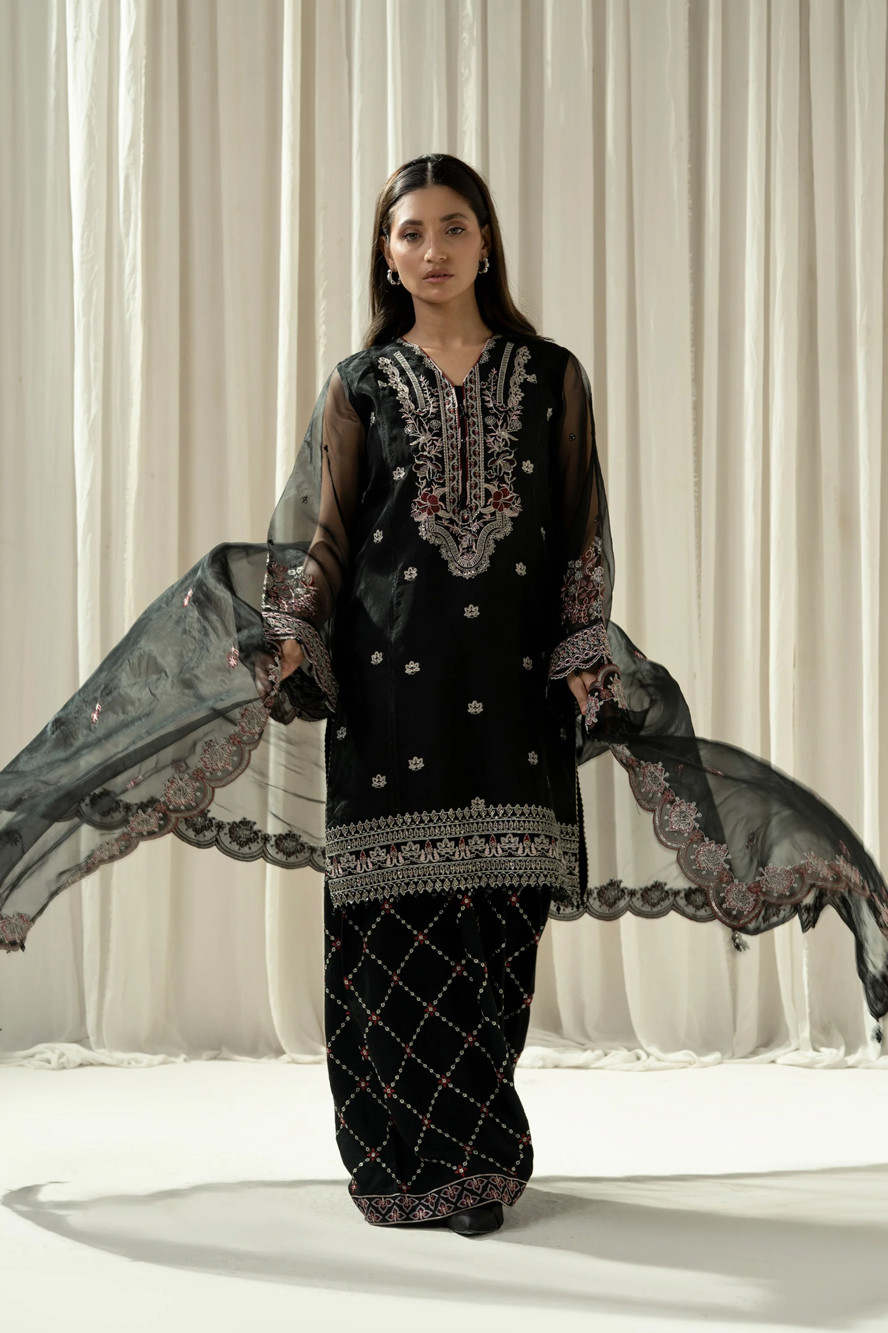 EMBROIDERED ORGANZA STITCHED 3 PIECE SUIT - Image 5