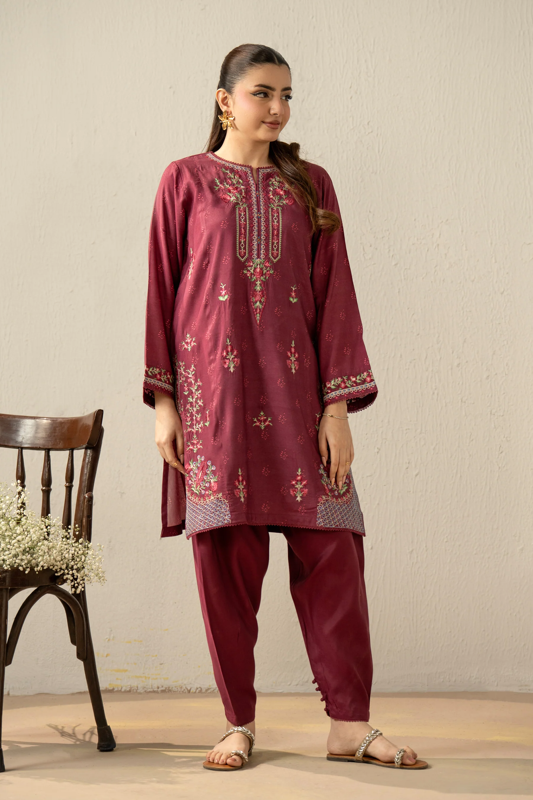 EMBROIDERED RAW SILK STITCHED 3 PIECE SUIT - Image 3