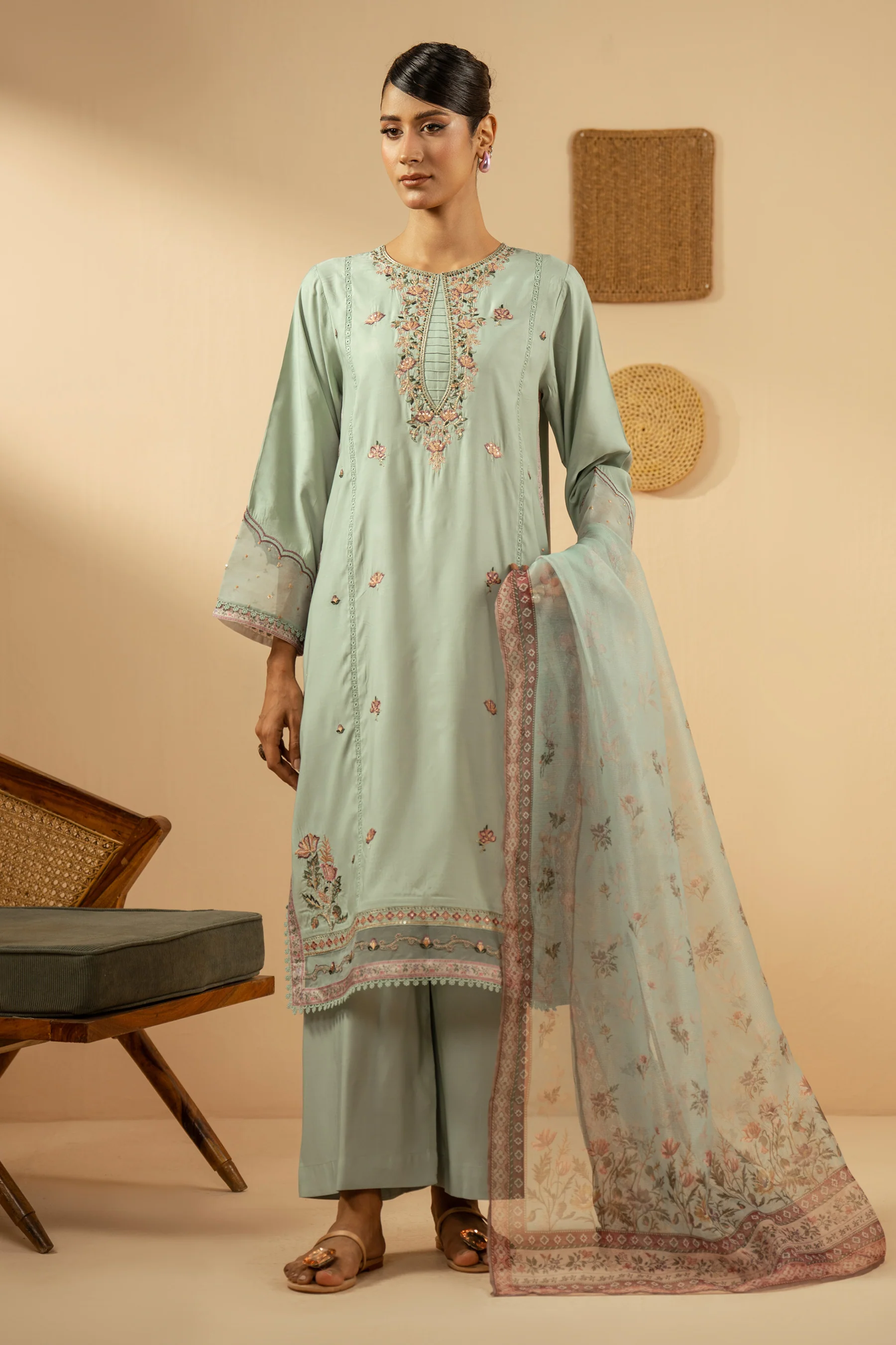 EMBROIDERED RAW SILK STITCHED 3 PIECE SUIT - Image 4
