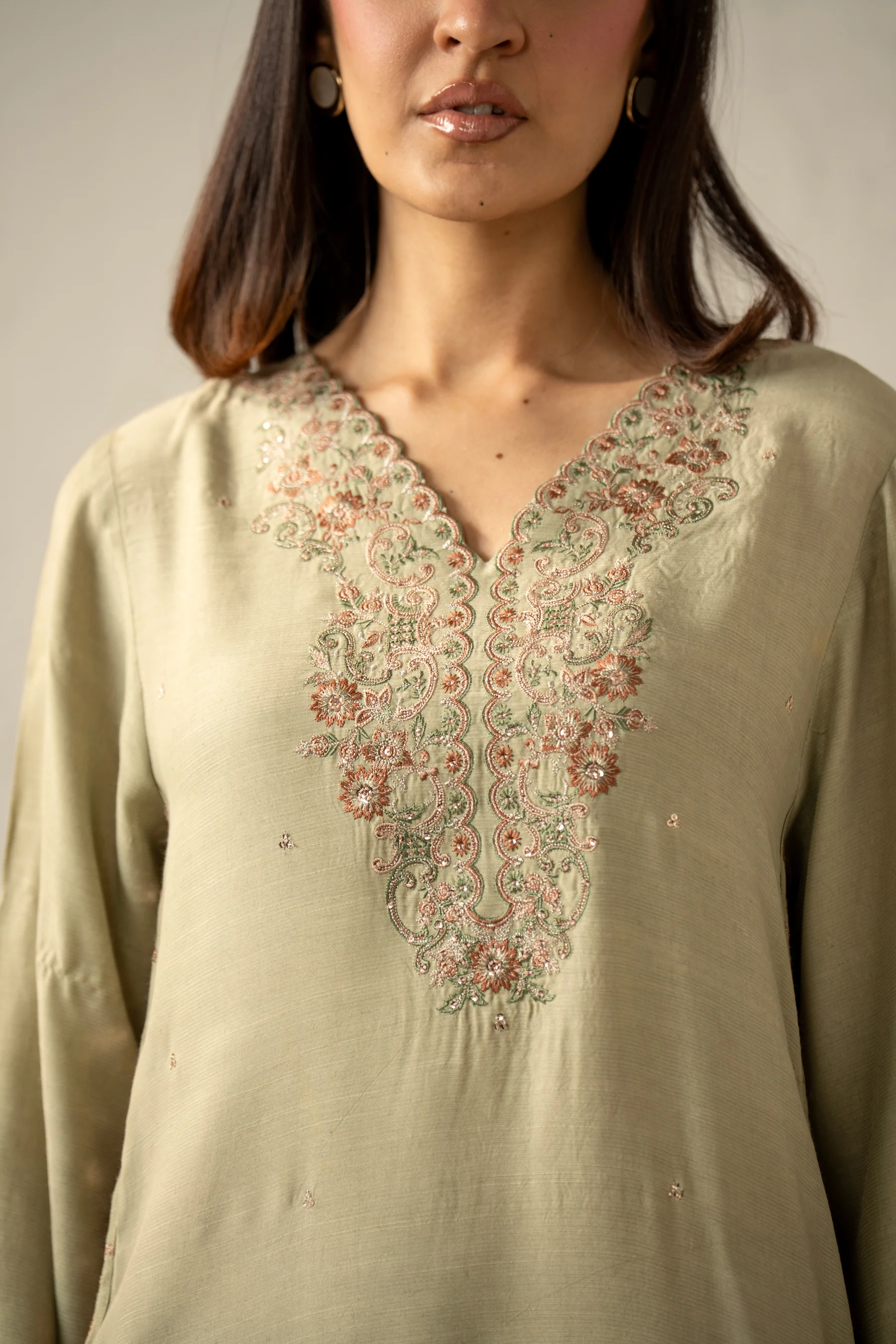 EMBROIDERED RAW SILK STITCHED 3 PIECE SUIT - Image 5