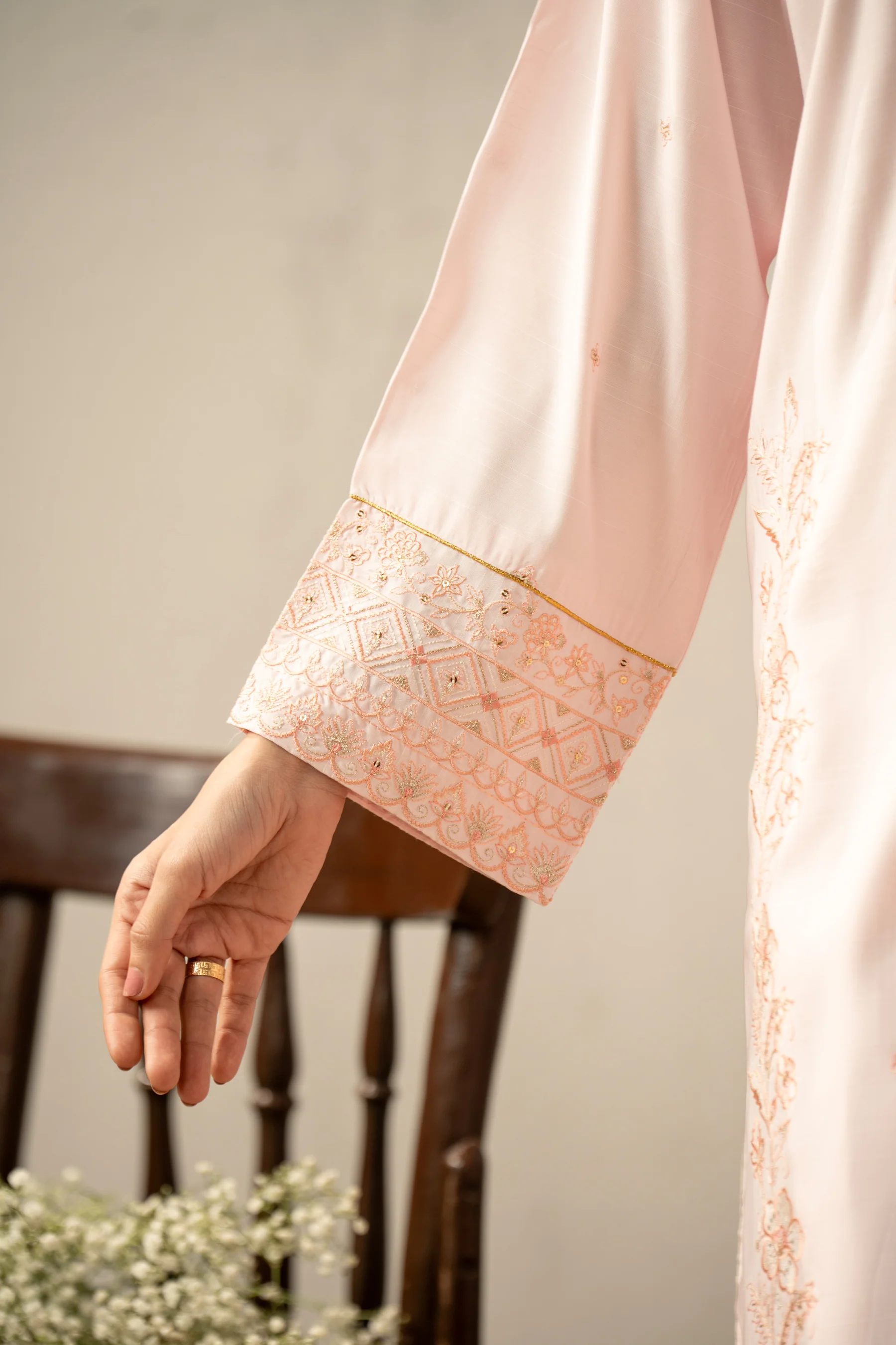 EMBROIDERED RAW SILK STITCHED 3 PIECE SUIT - Image 7