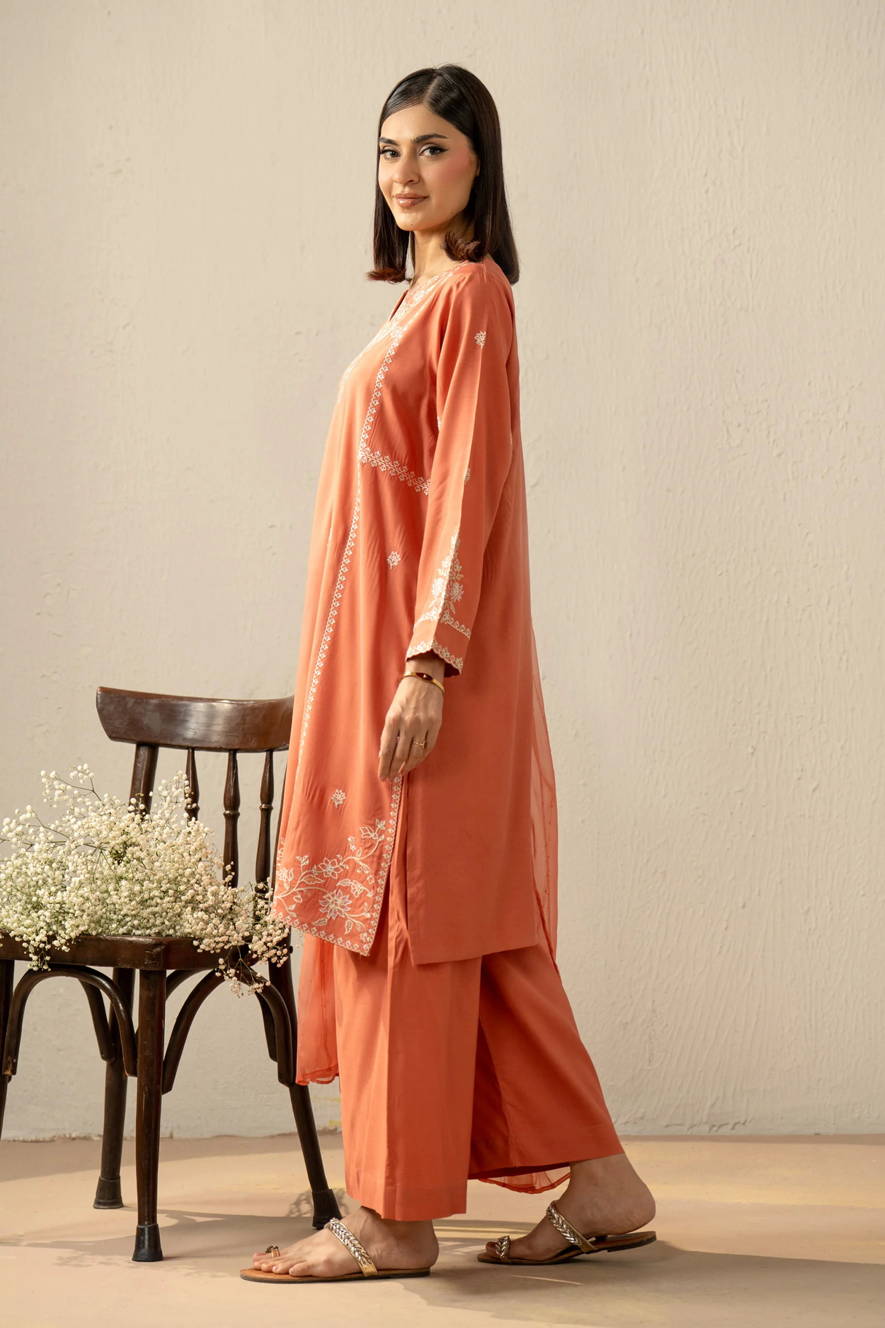 EMBROIDERED RAW SILK STITCHED 3 PIECE SUIT - Image 4