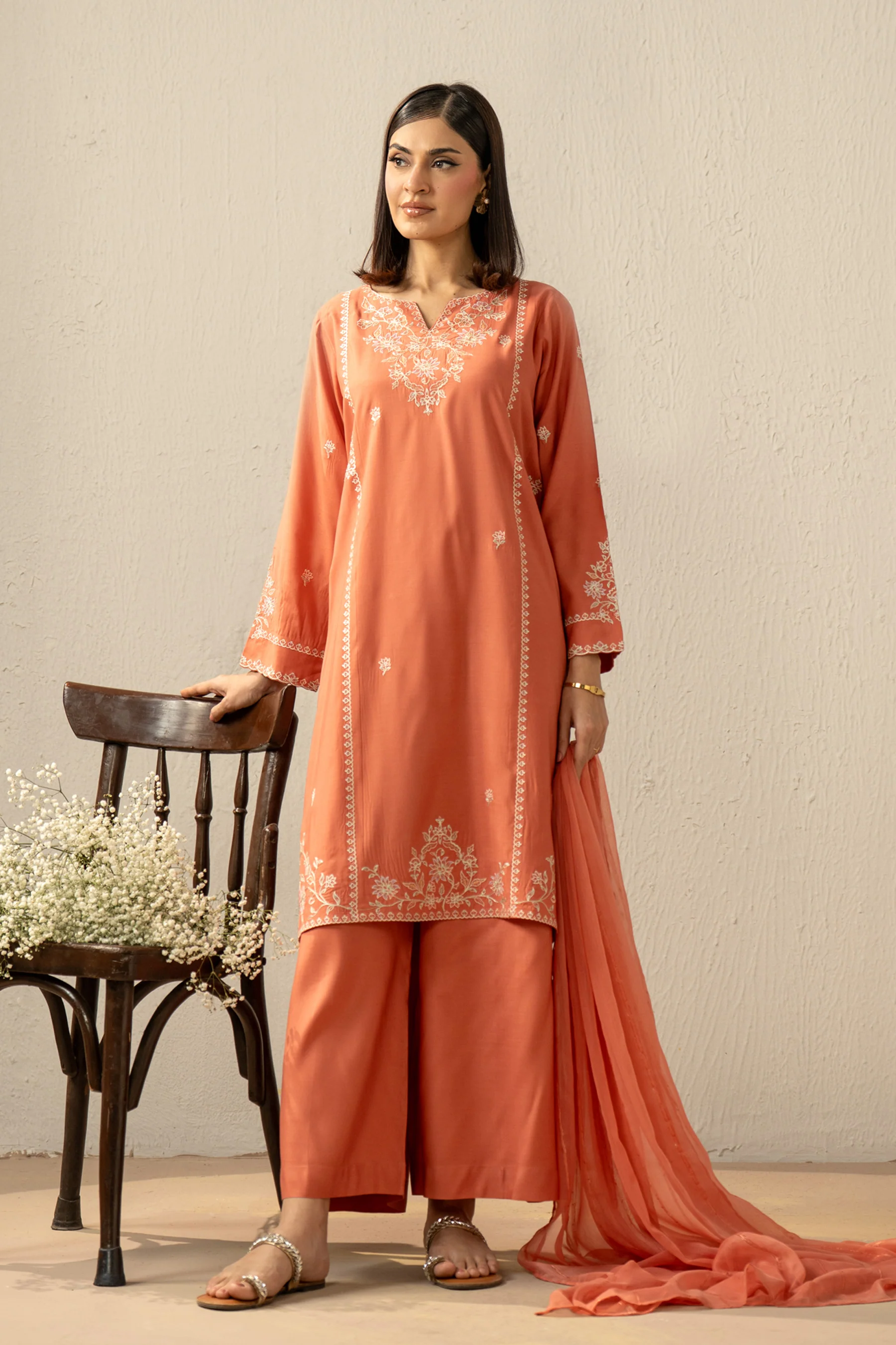 EMBROIDERED RAW SILK STITCHED 3 PIECE SUIT - Image 5