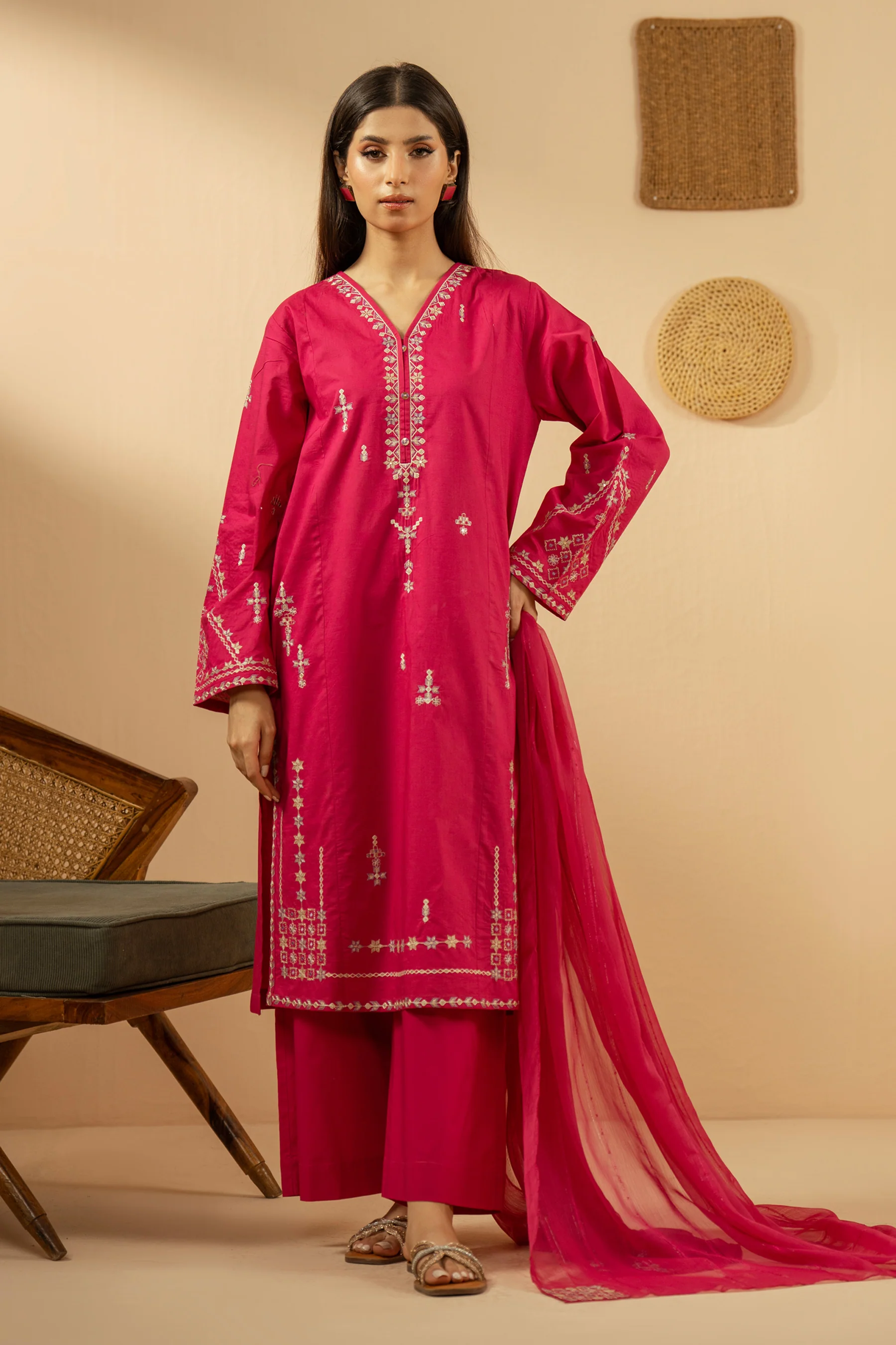 EMBROIDERED SLUB STITCHED 3 PIECE SUIT (FACTORY E-OUTLET) - Image 5