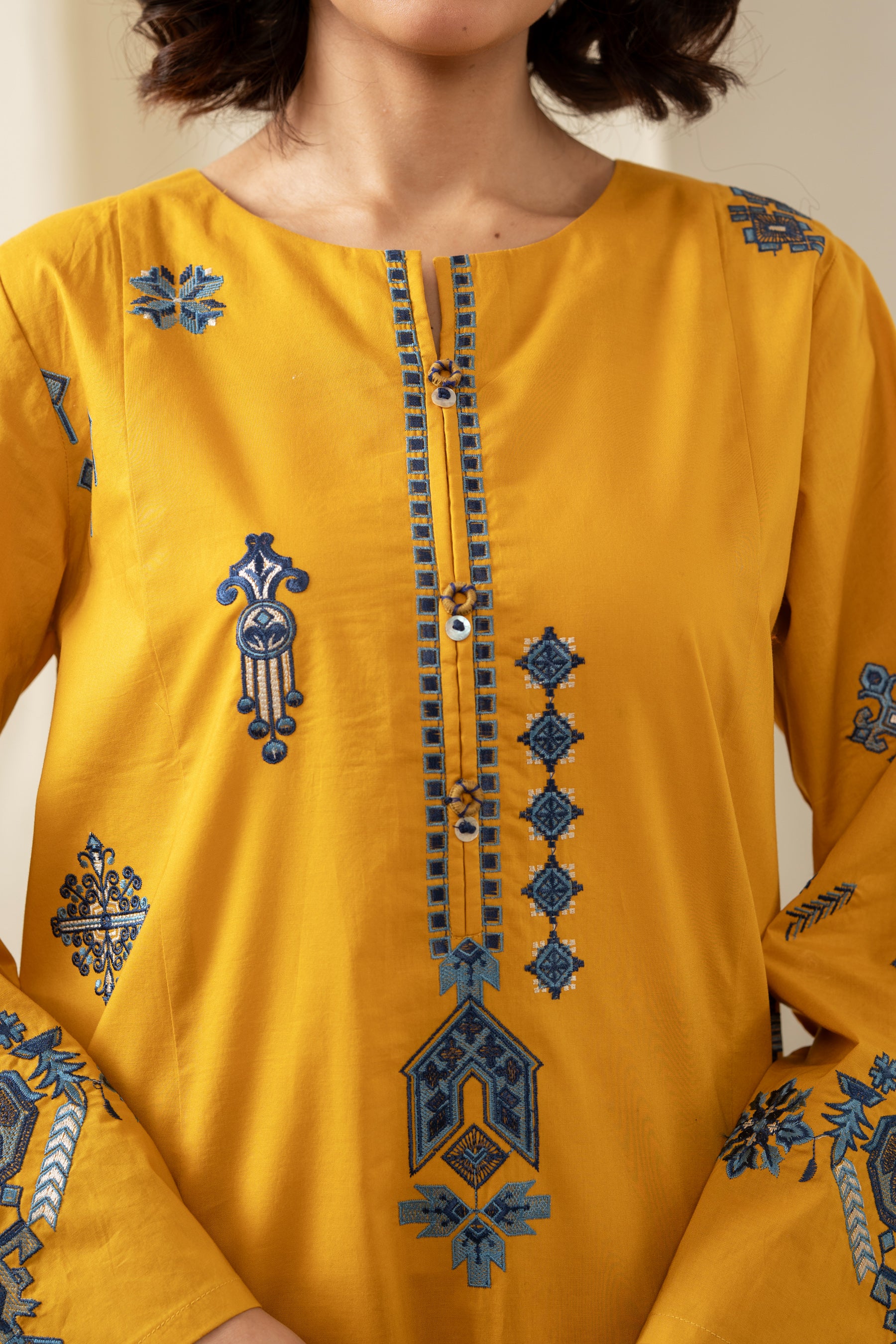STITCHED EMBROIDERED CAMBRIC SUIT - Image 5