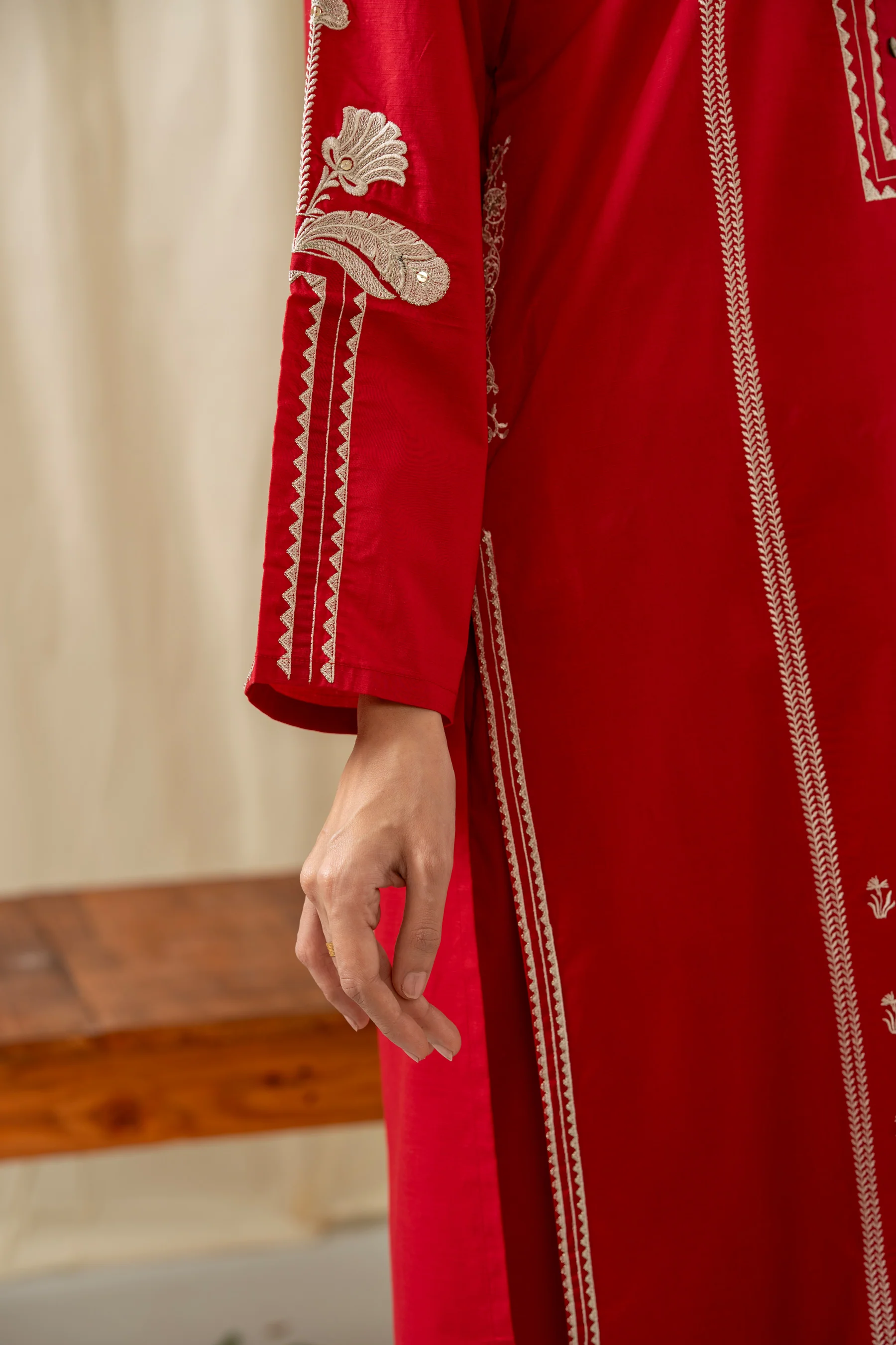 STITCHED EMBROIDERED SLUB LAWN SUIT - Image 3