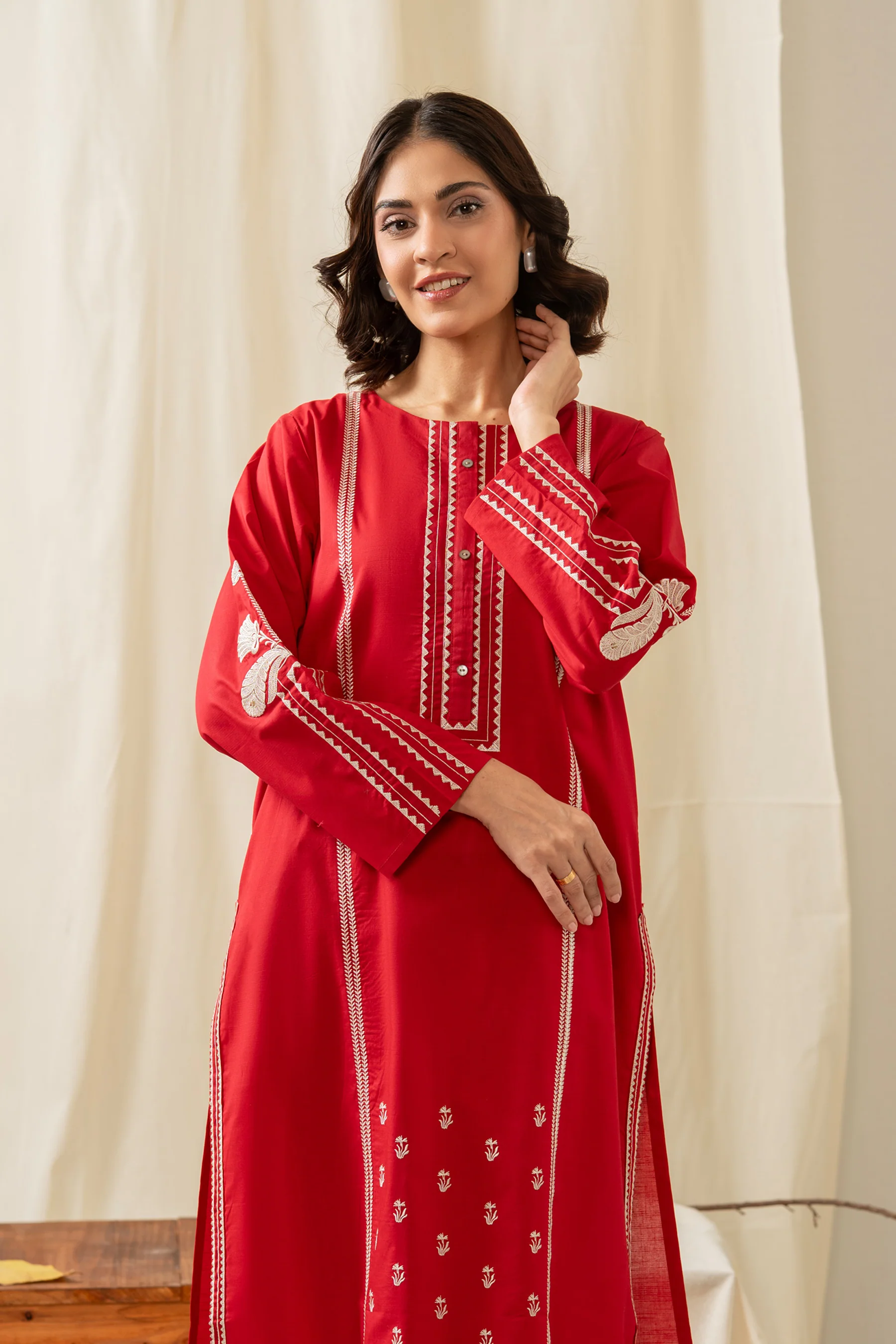 STITCHED EMBROIDERED SLUB LAWN SUIT - Image 5