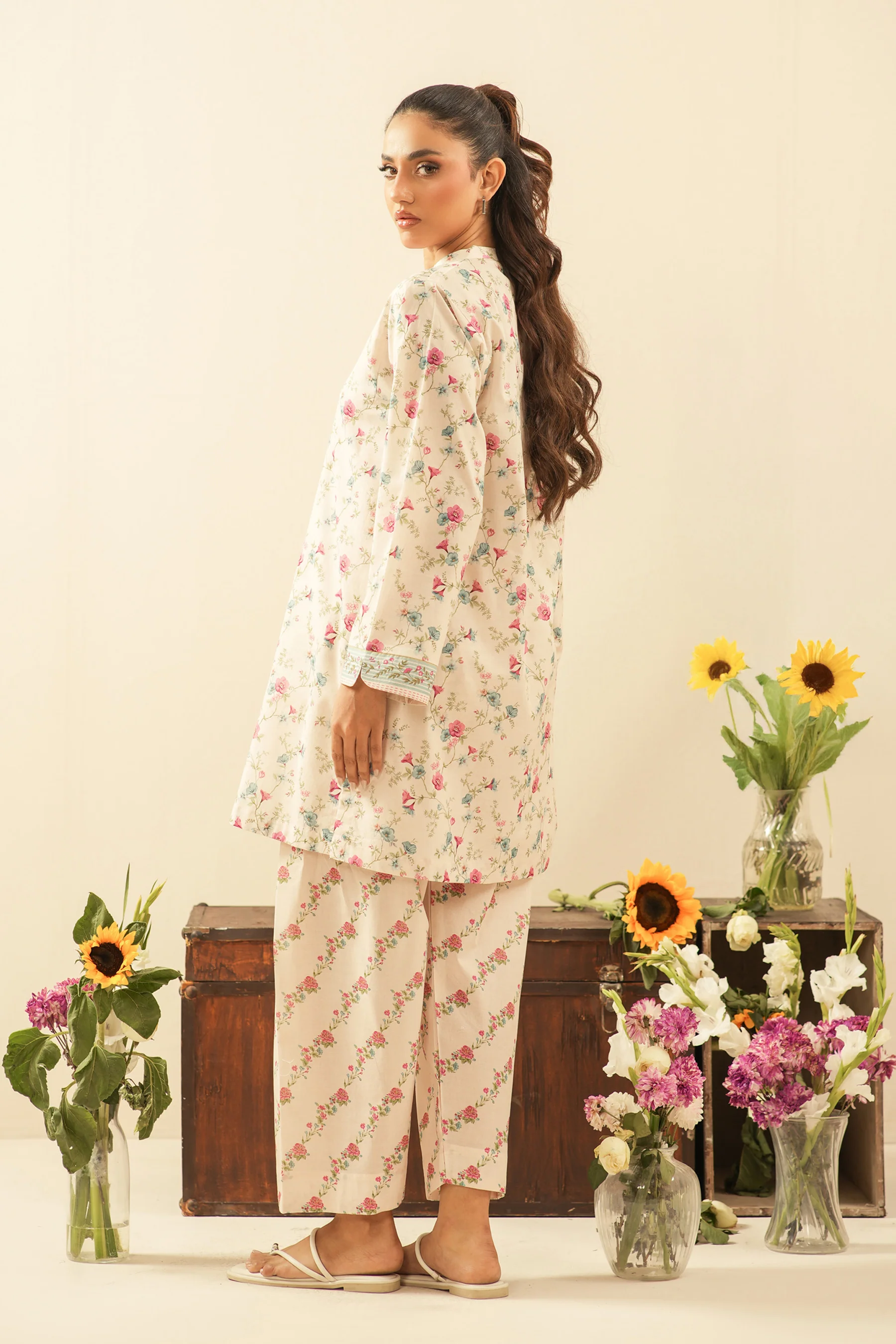 PRINTED CAMBRIC STITCHED 2 PIECE SUIT - Image 4