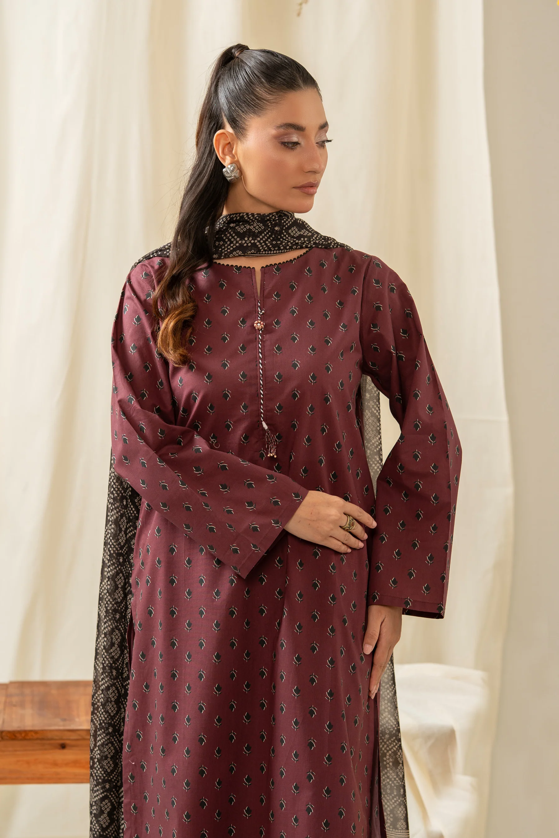 PRINTED CAMBRIC STITCHED 3 PIECE SUIT - Image 5