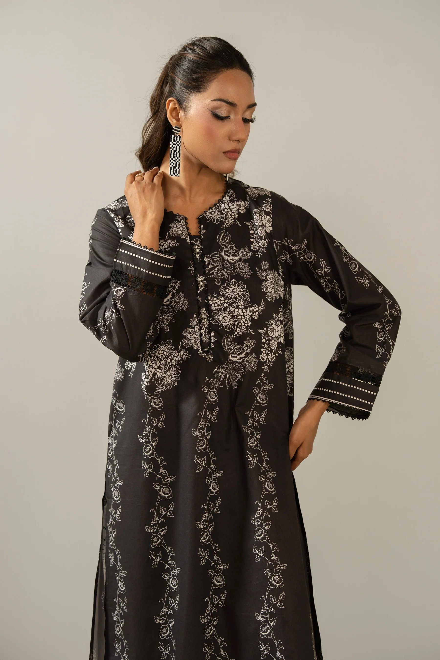PRINTED CAMBRIC STITCHED SHIRT BOTTOM SUIT - Image 4