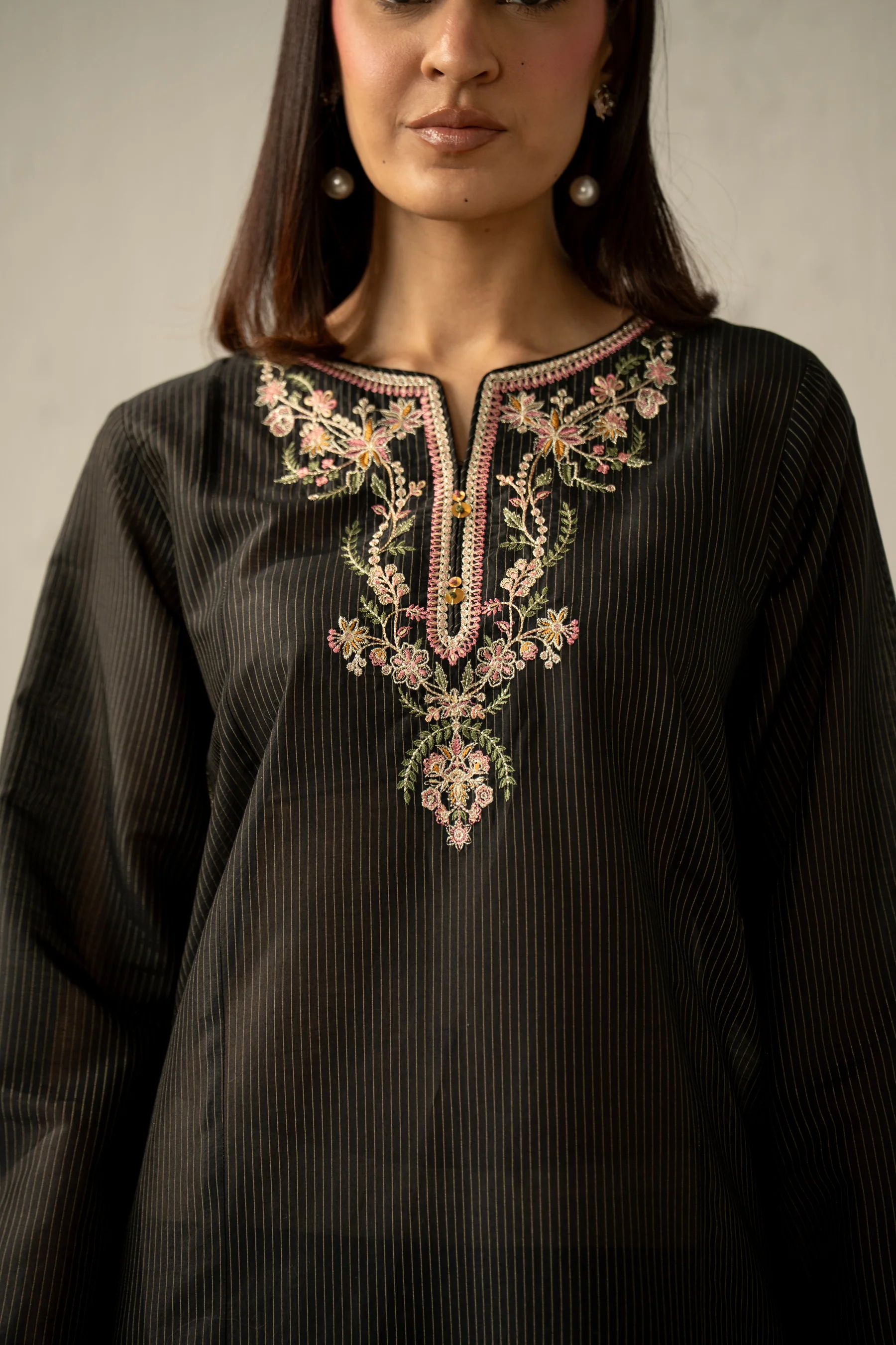 EMBROIDERED DOBBY MYSURI LAWN STITCHED 3 PIECE SUIT - Image 2