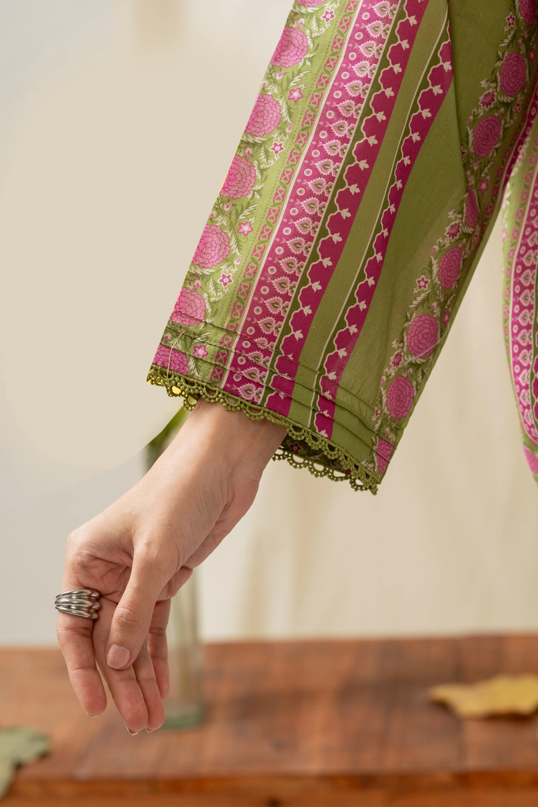 PRINTED LAWN STITCHED SHIRT - Image 6