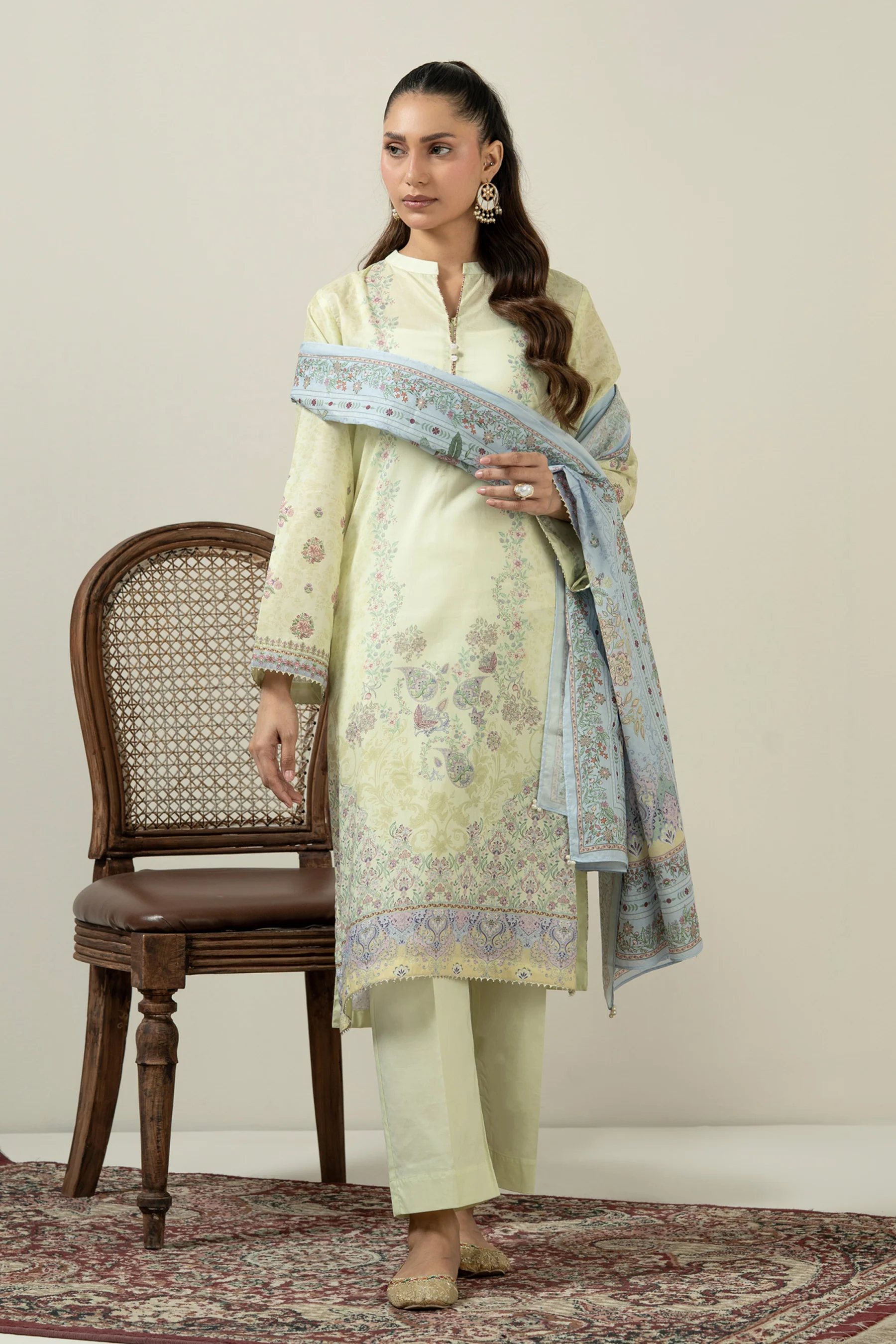 PRINTED LAWN STITCHED 3 PIECE SUIT - Image 5