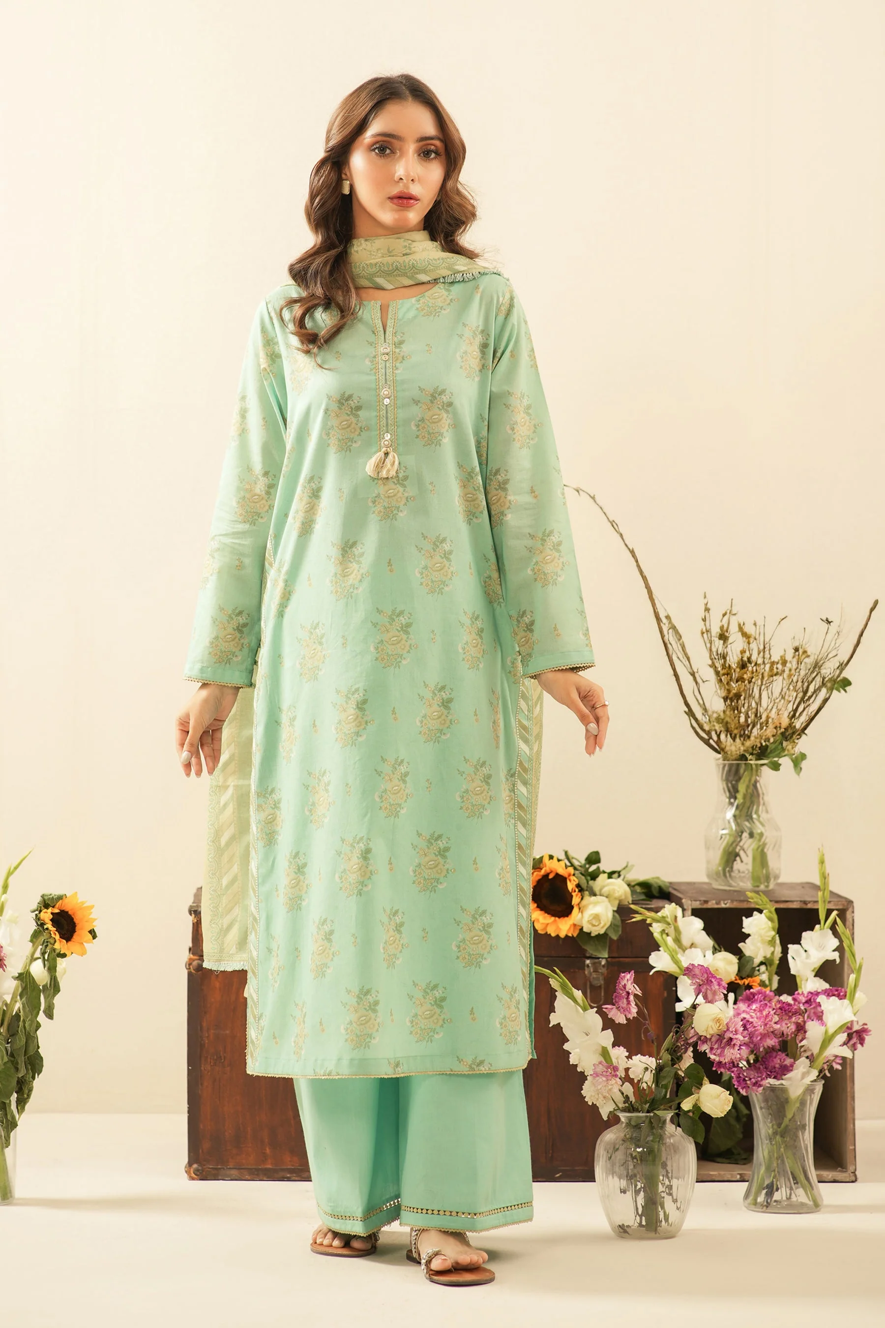 PRINTED LAWN UNSTITCHED 3 PIECE SUIT - Image 7