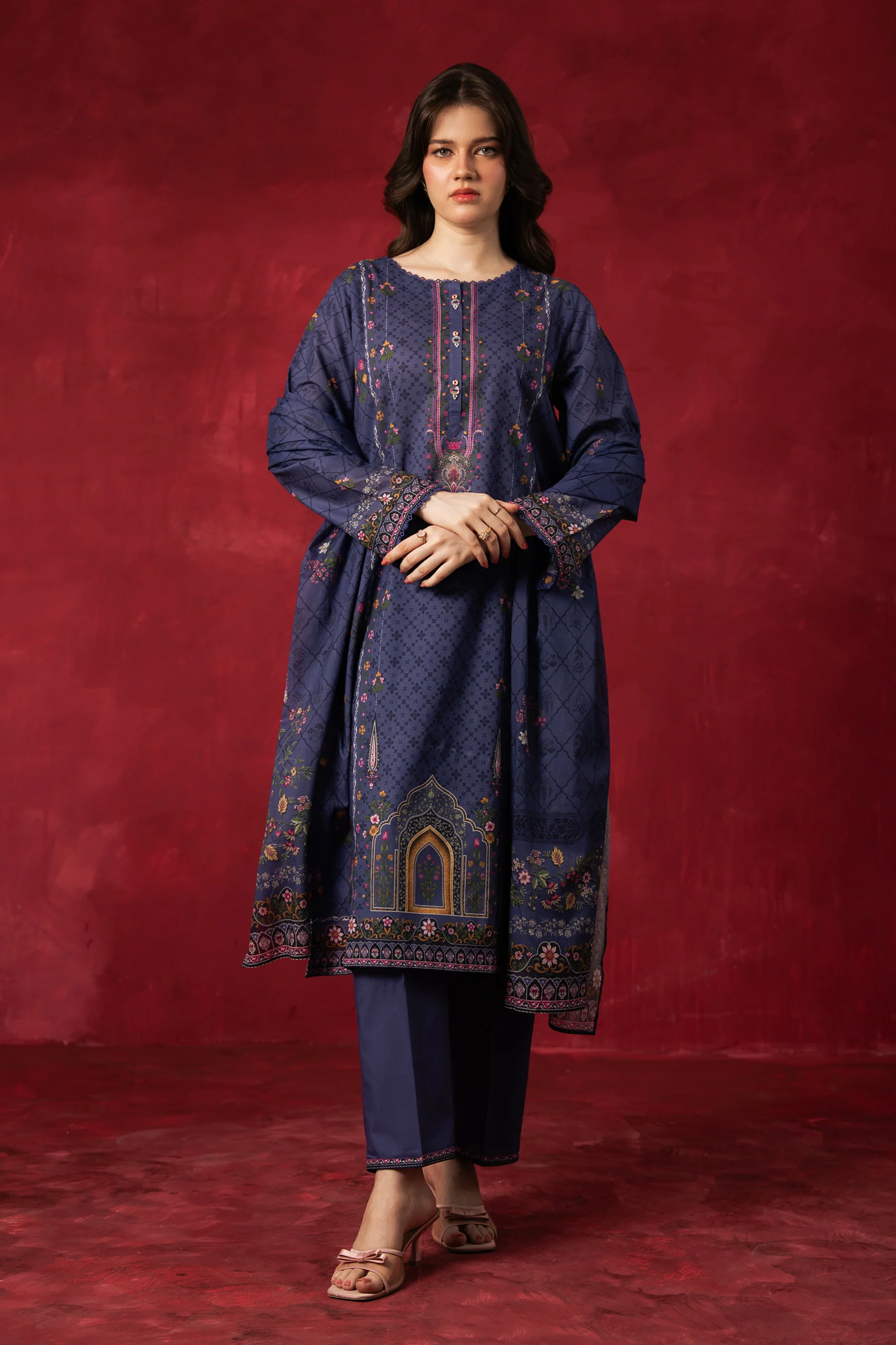 PRINTED LAWN UNSTITCHED 3 PIECE SUIT - Image 5