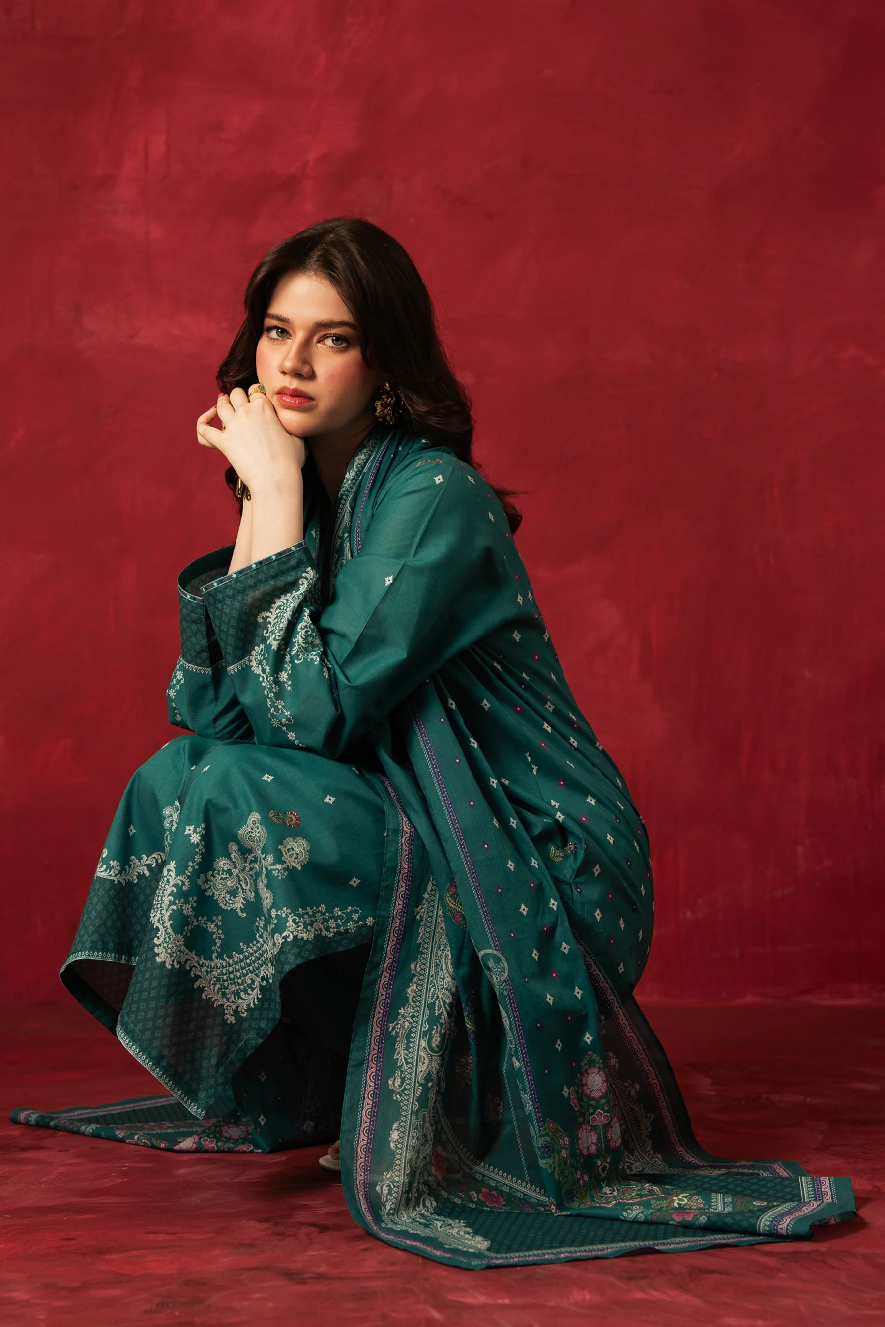 PRINTED LAWN UNSTITCHED 3 PIECE SUIT - Image 6