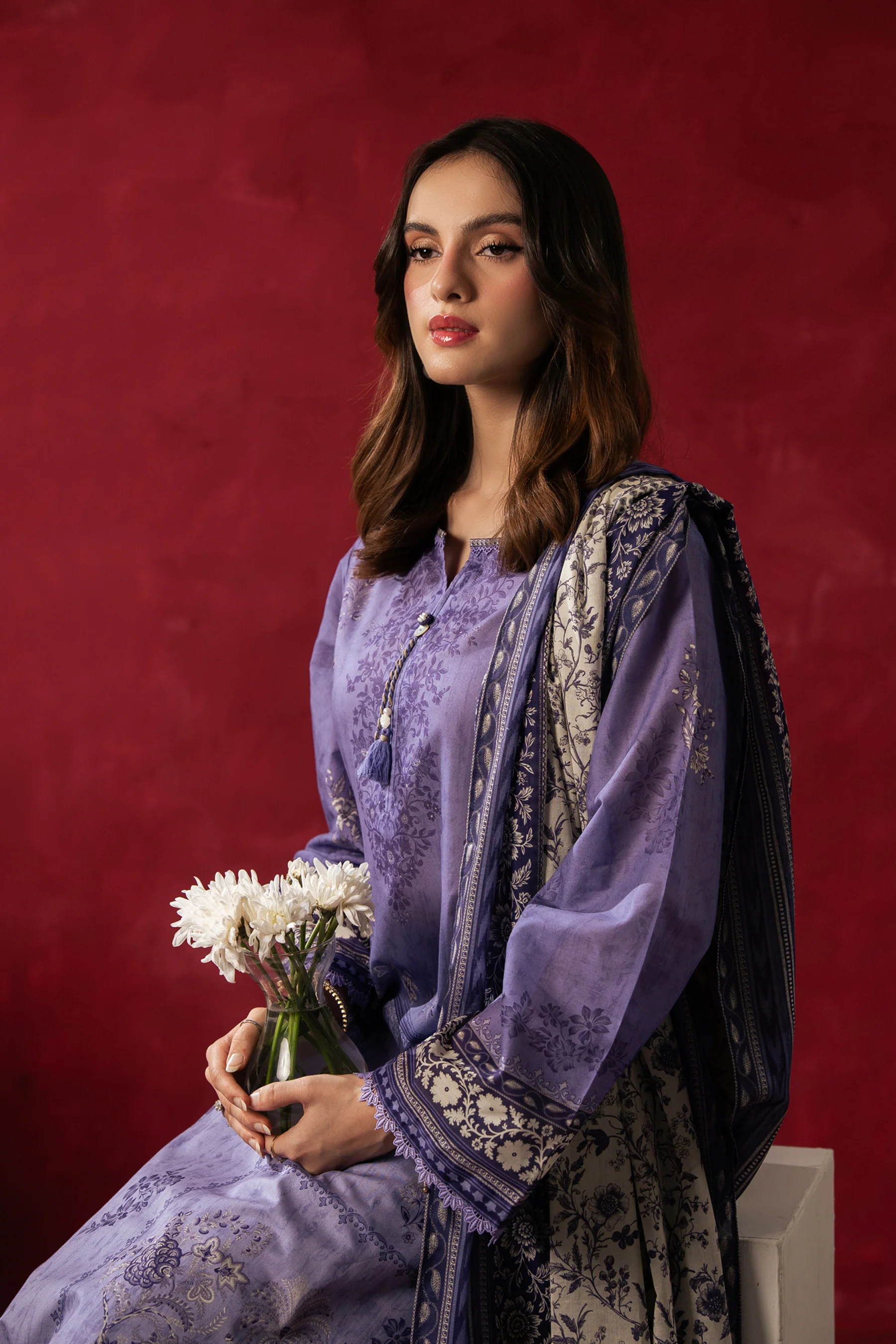 PRINTED LAWN UNSTITCHED 3 PIECE SUIT - Image 6