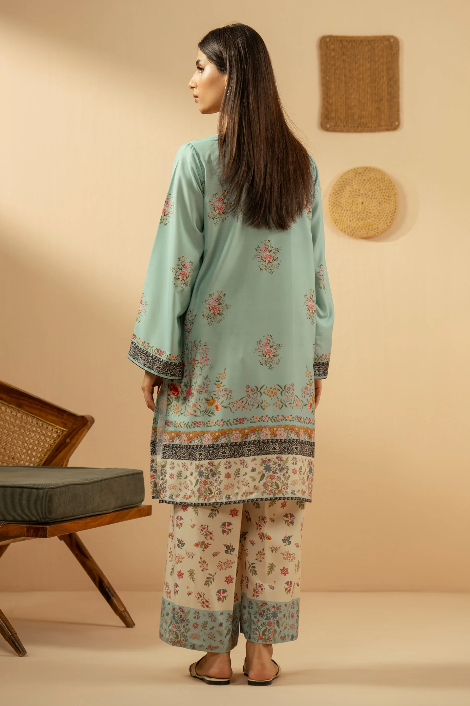 PRINTED POLY CAMBRIC STITCHED 2 PIECE SUIT - Image 4