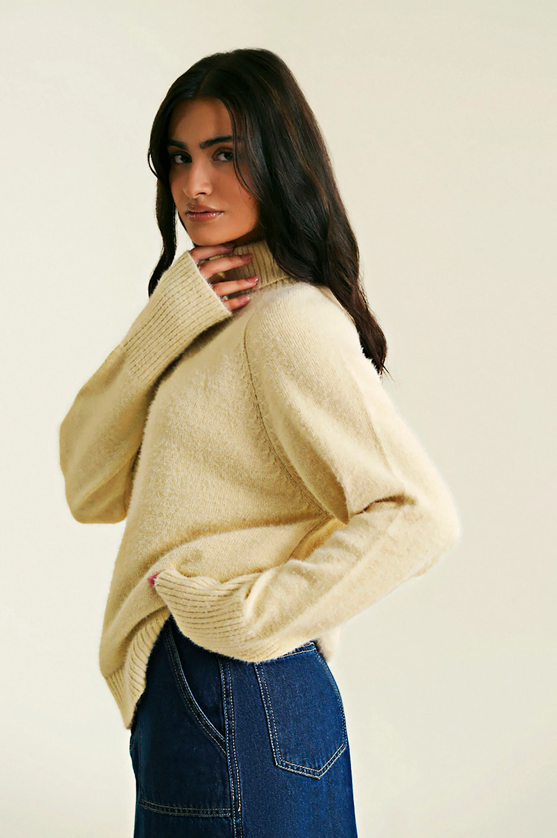 Smart Fit High Neck - Image 2