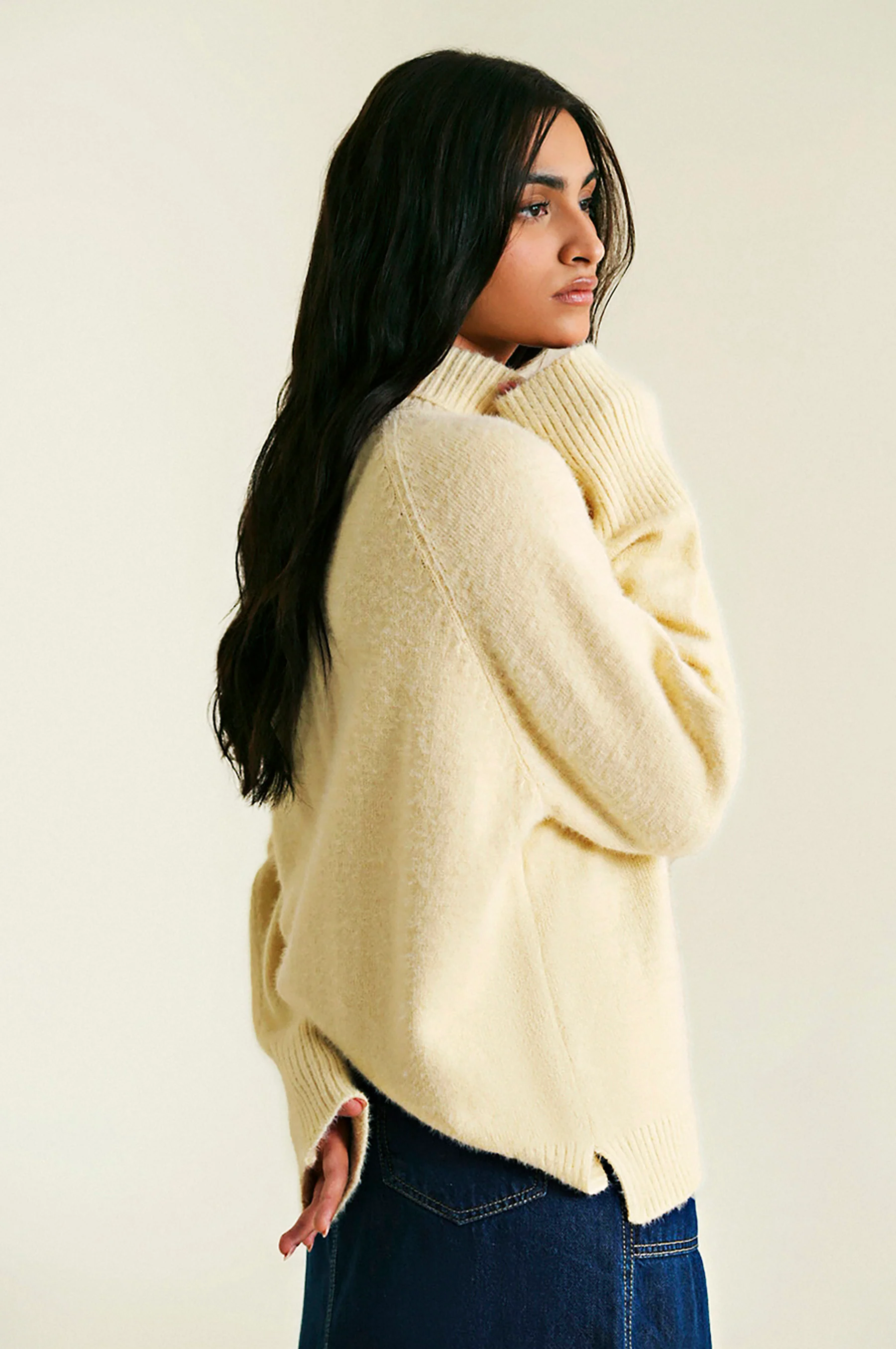 Smart Fit High Neck - Image 3