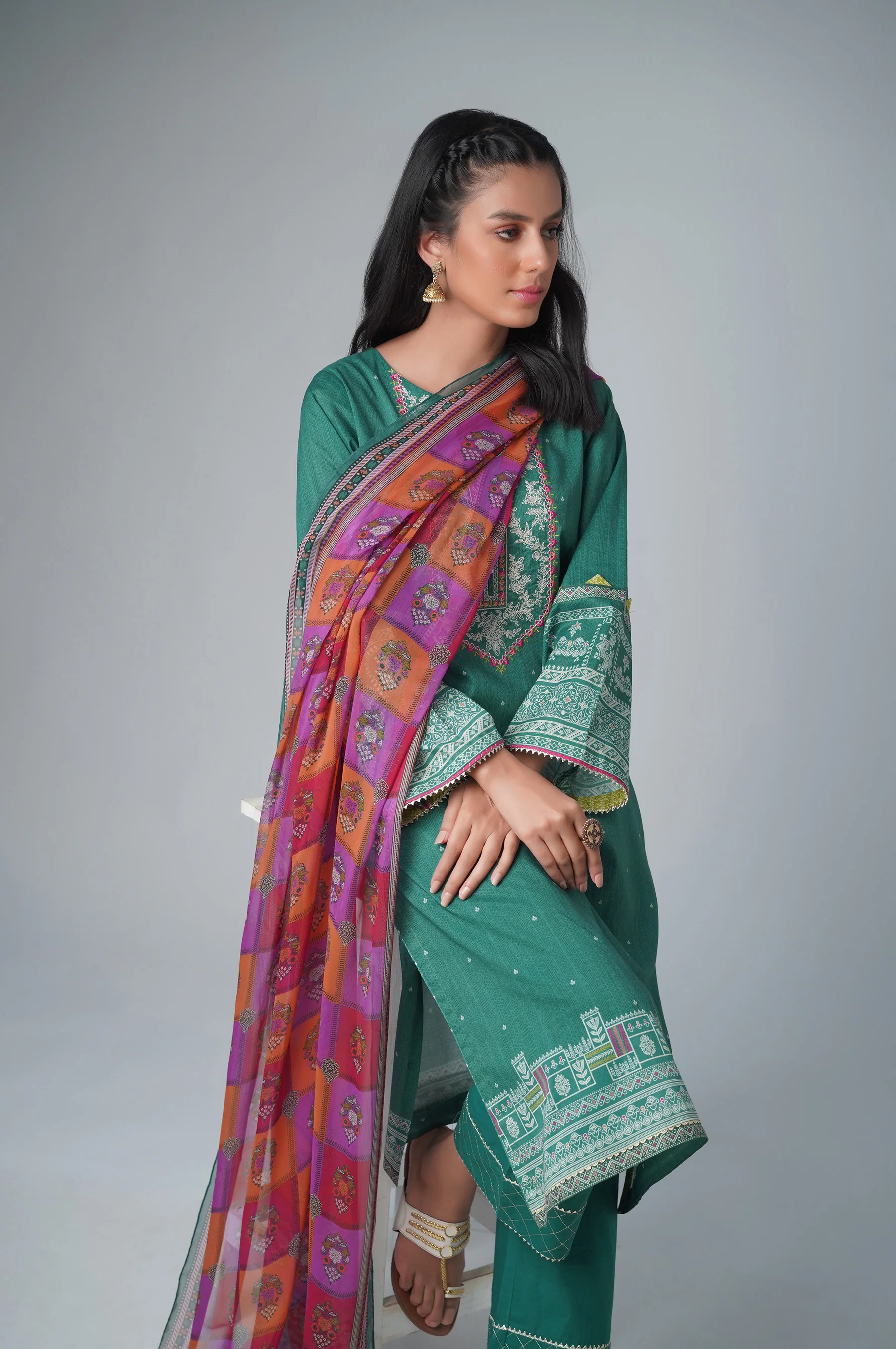 Stitched 3 Piece Printed Lawn - Image 5