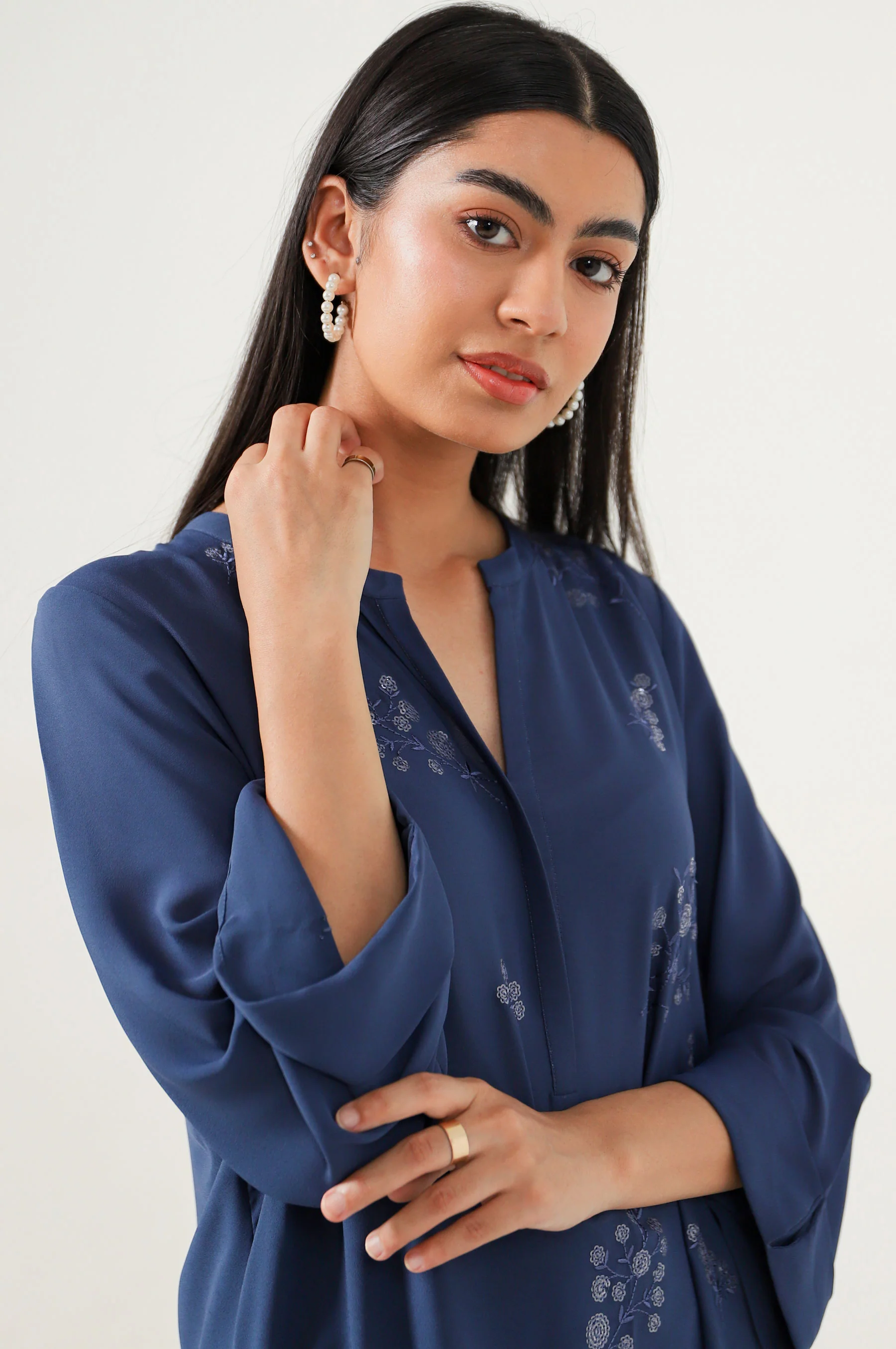 Stitched 2 Piece Embroidered Crepe Suit - Image 2