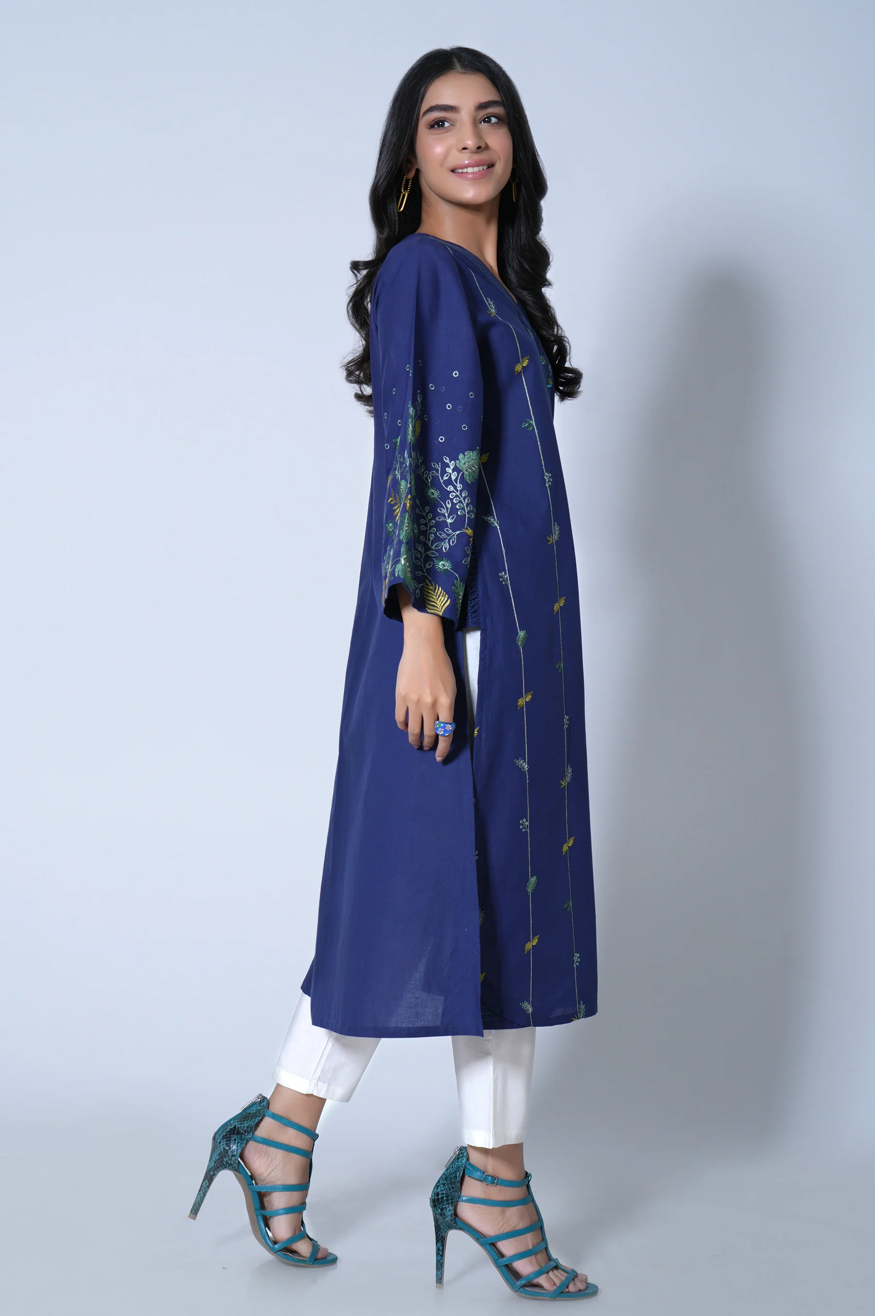 Stitched 1 Piece Cambric Shirt - Image 3