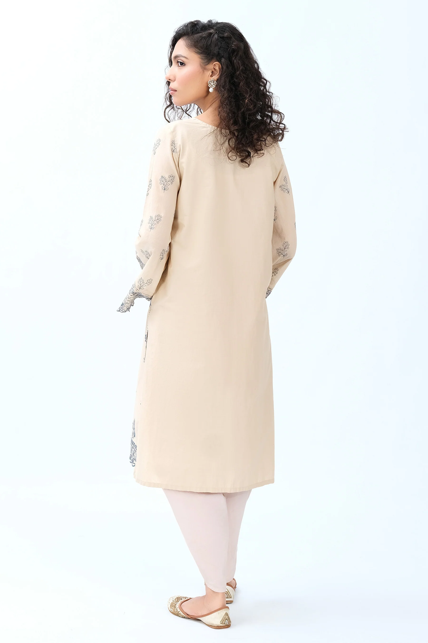 Stitched 1 Piece Chikankari Lawn Shirt - Image 3