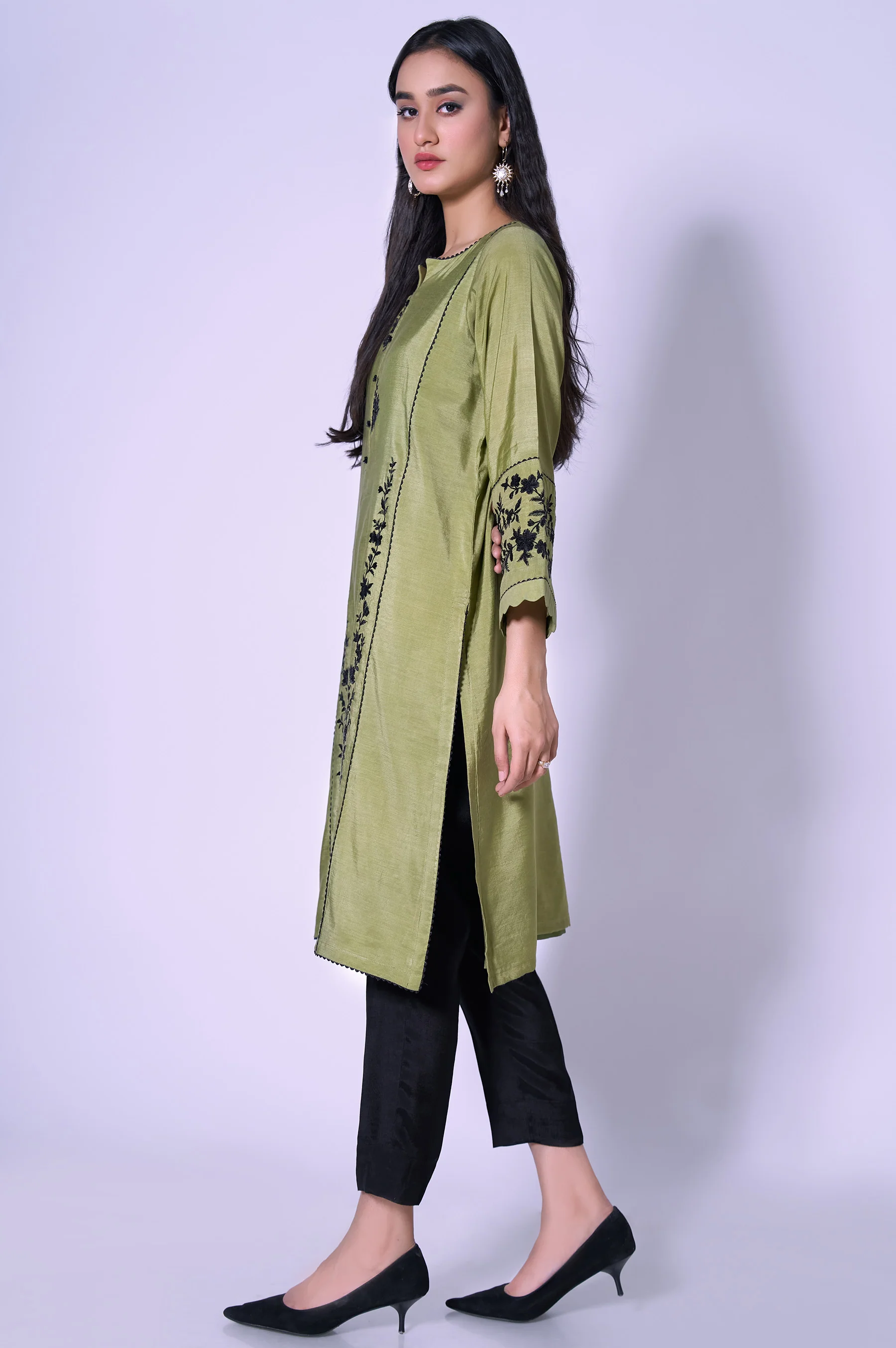 Stitched 1 Piece Paper Cotton Embroidered Outfit - Image 3
