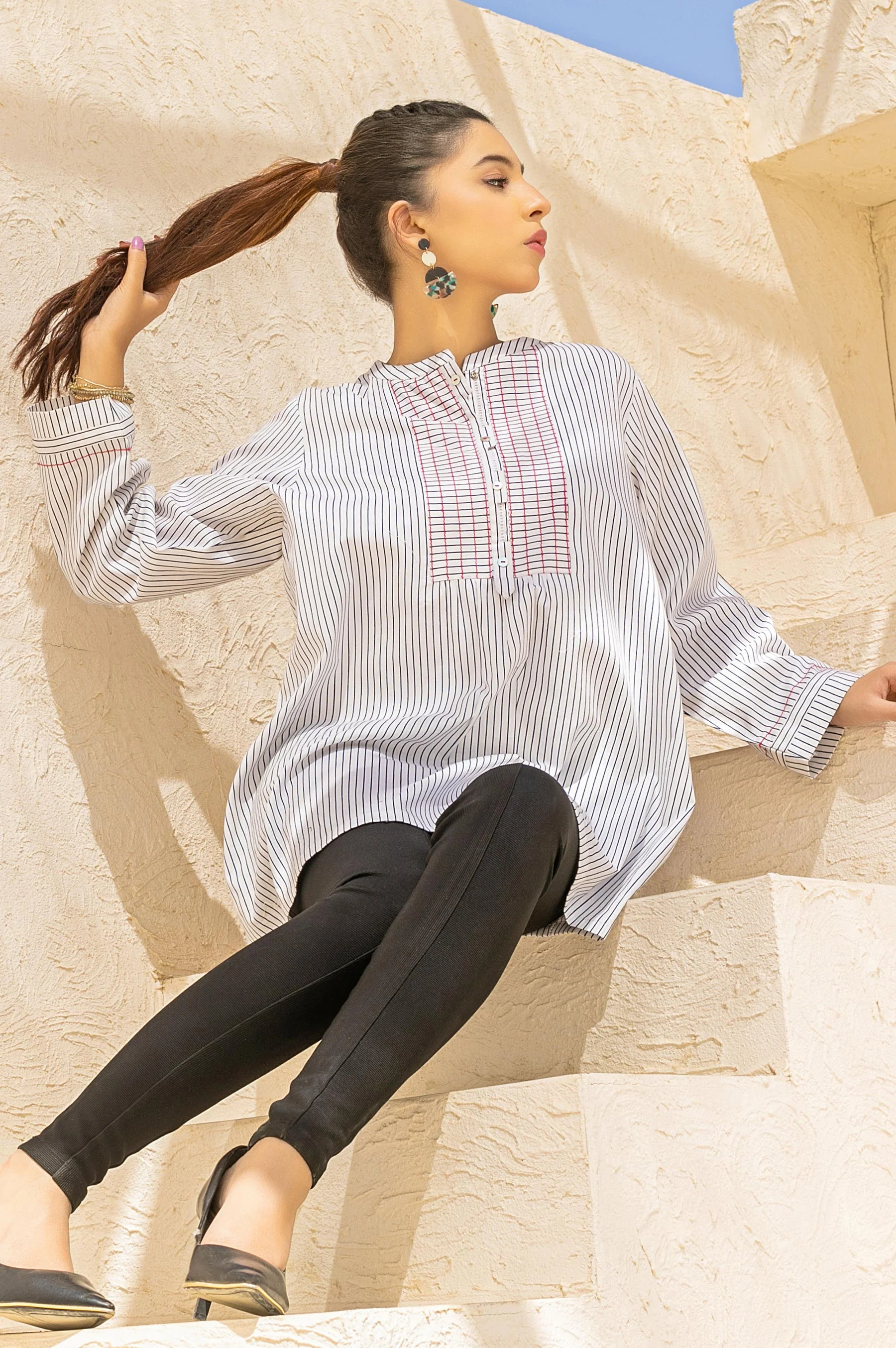 Stitched 1 Piece Embellished woven Shirt - Image 3