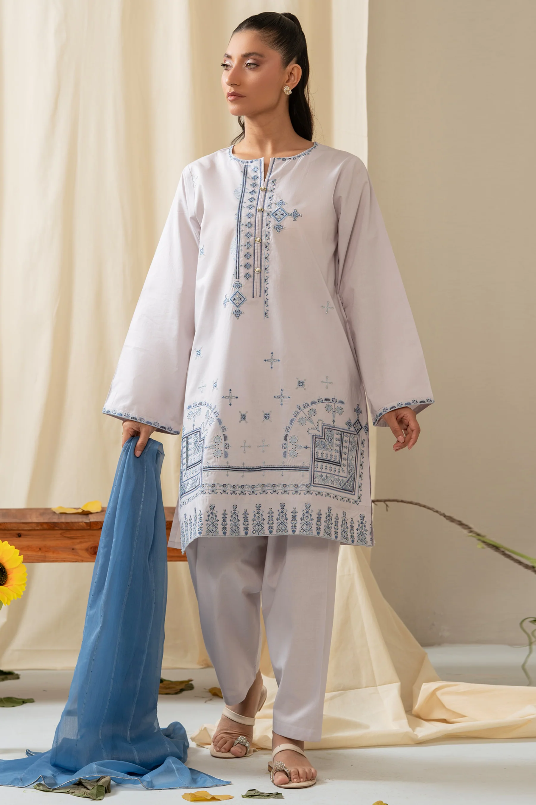 CAMBRIC STITCHED DUPATTA (FACTORY E-OUTLET)