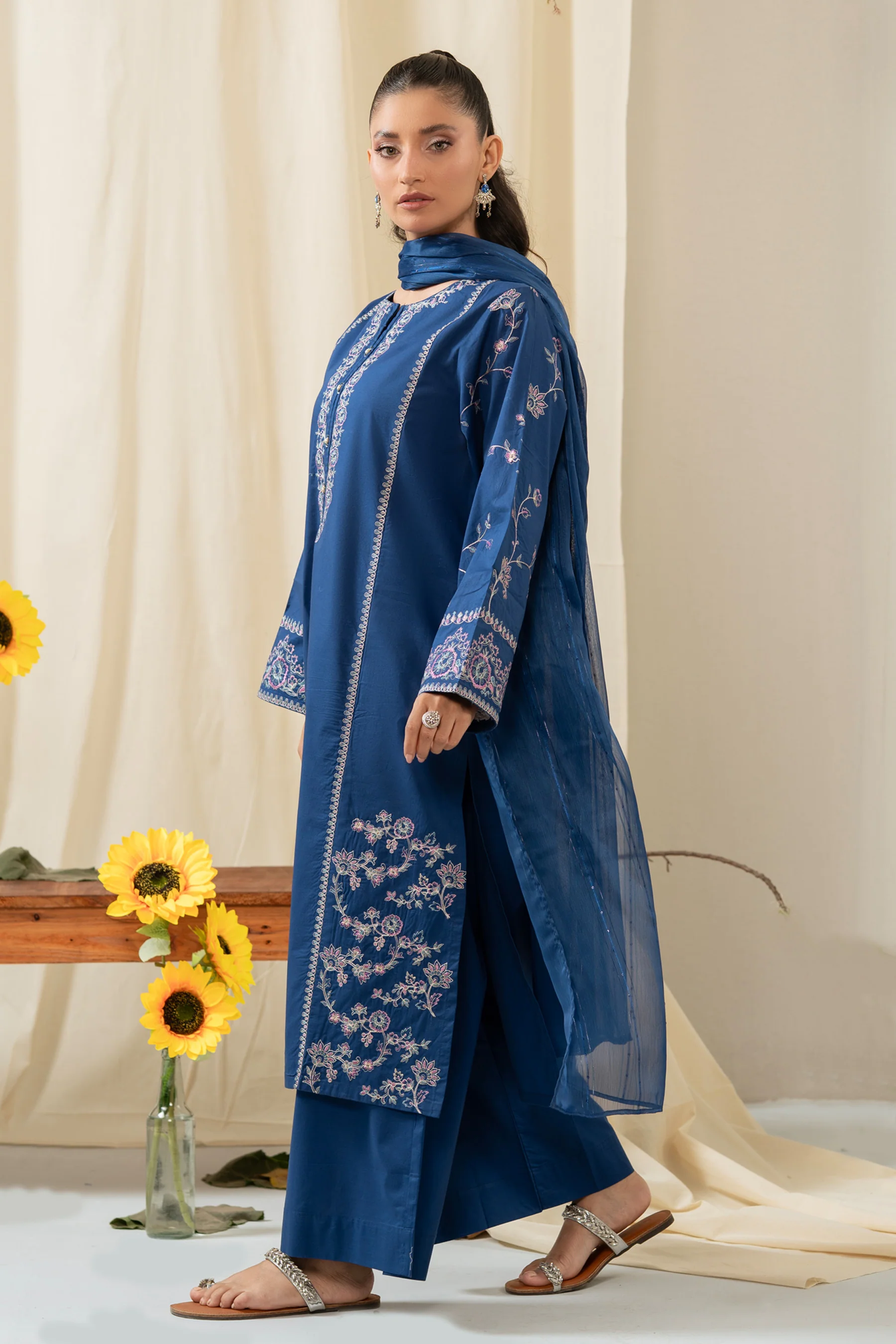 CAMBRIC STITCHED DUPATTA (FACTORY E-OUTLET) - Image 5