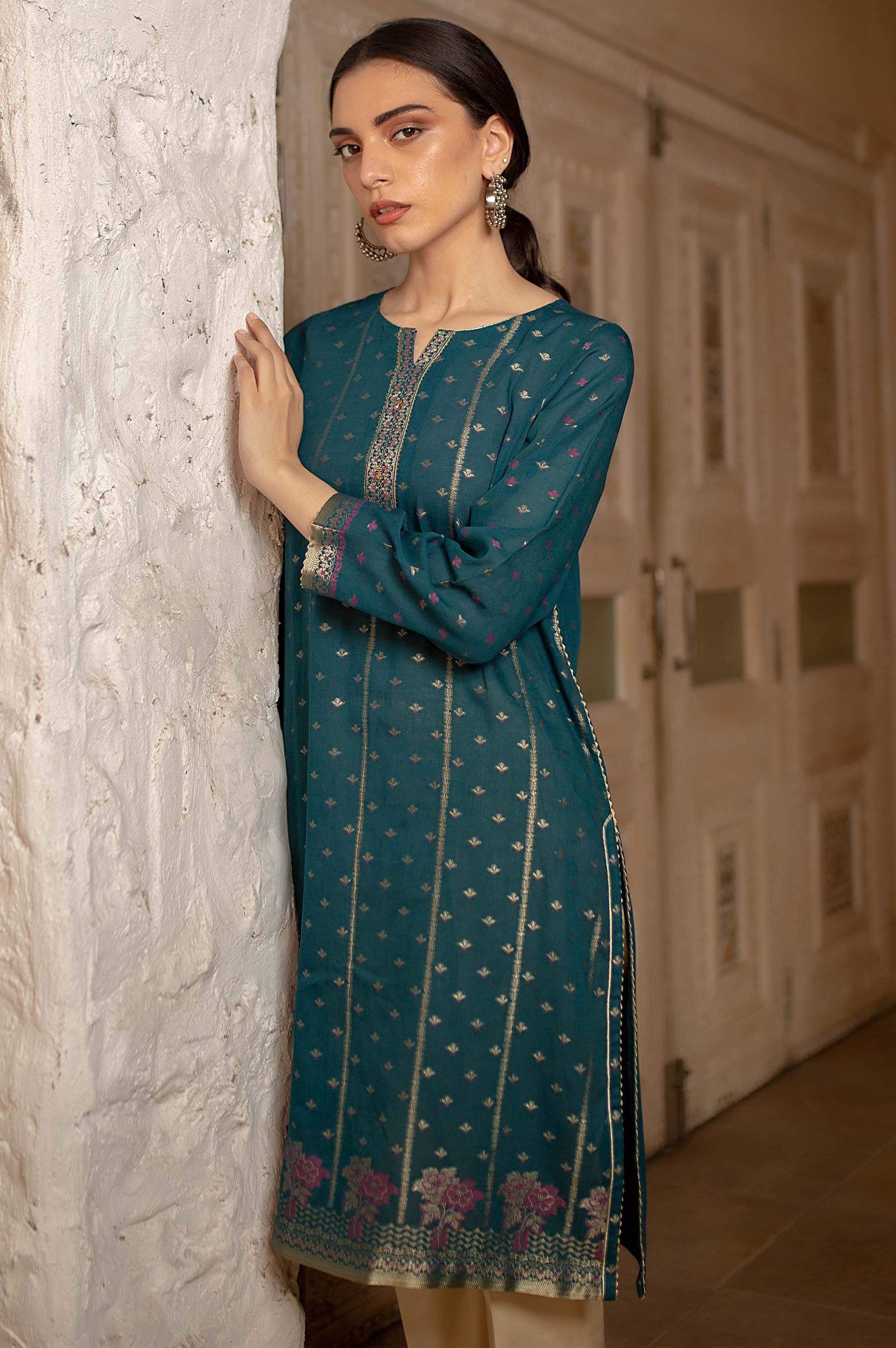 Stitched 1 Piece Dyed Jacquard Shirt - Image 2
