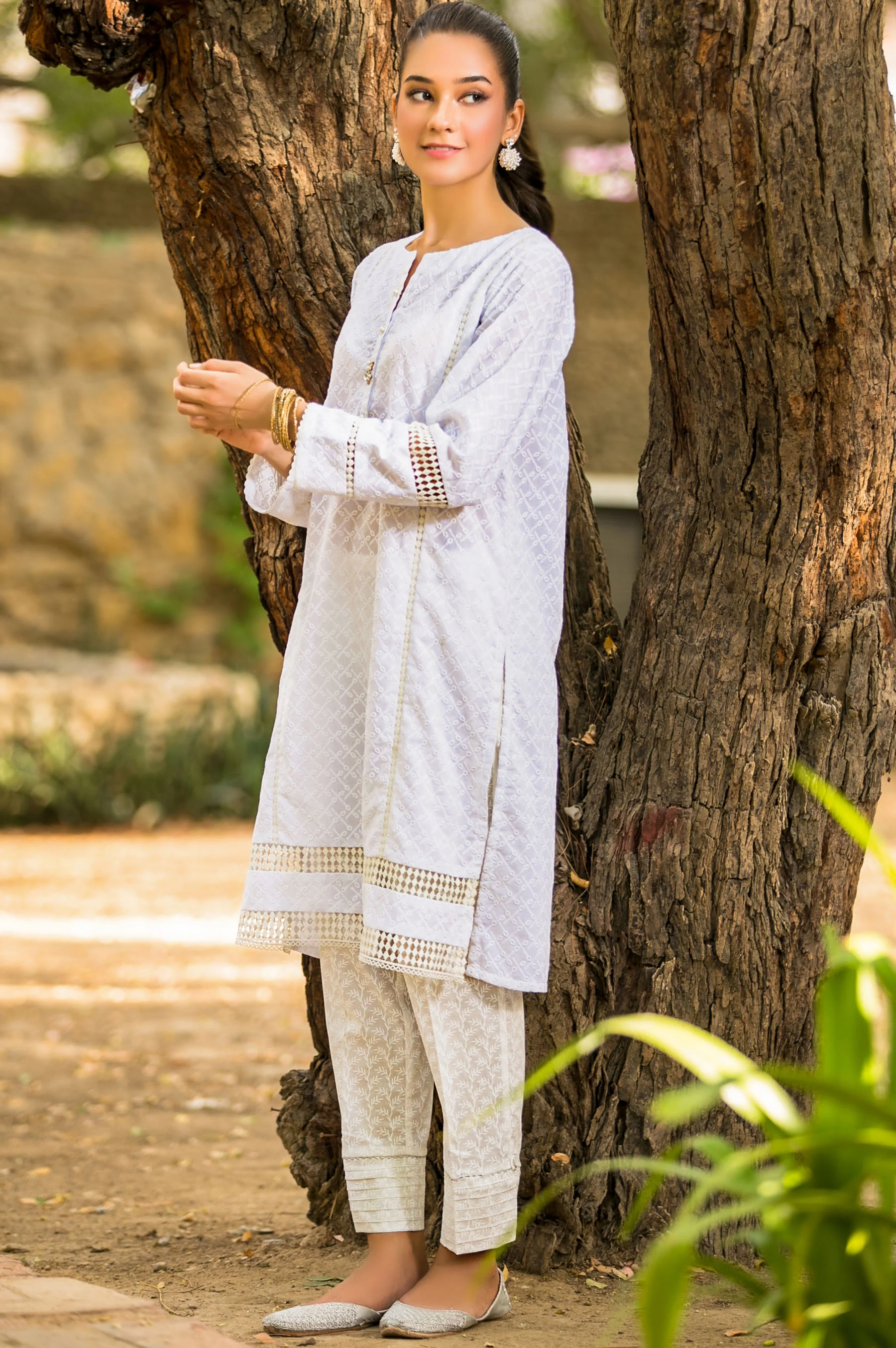 Stitched 1 Piece Embellished Shirt - Image 2