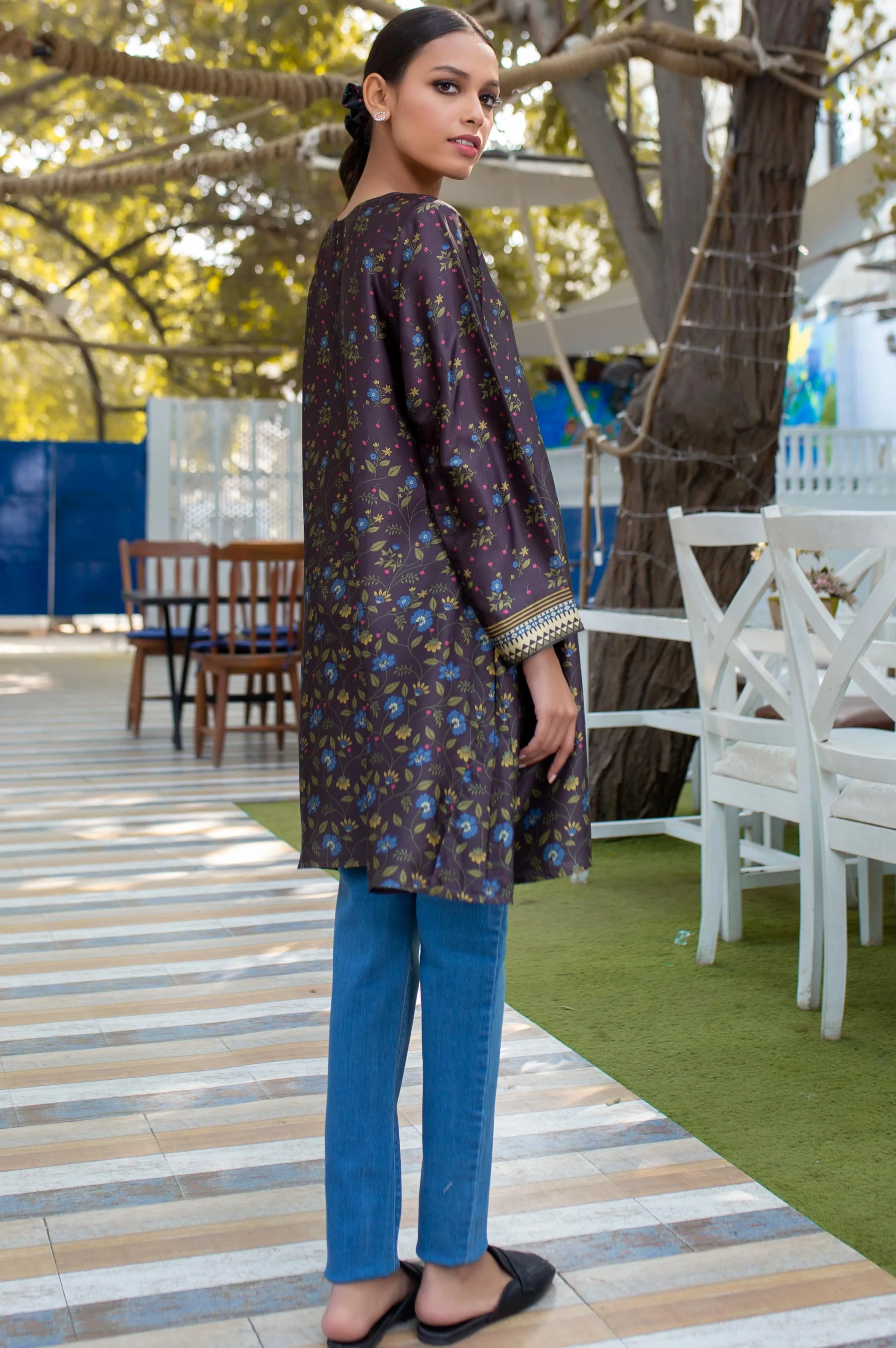 Stitched 1 Piece Embellished Satin Shirt - Image 3