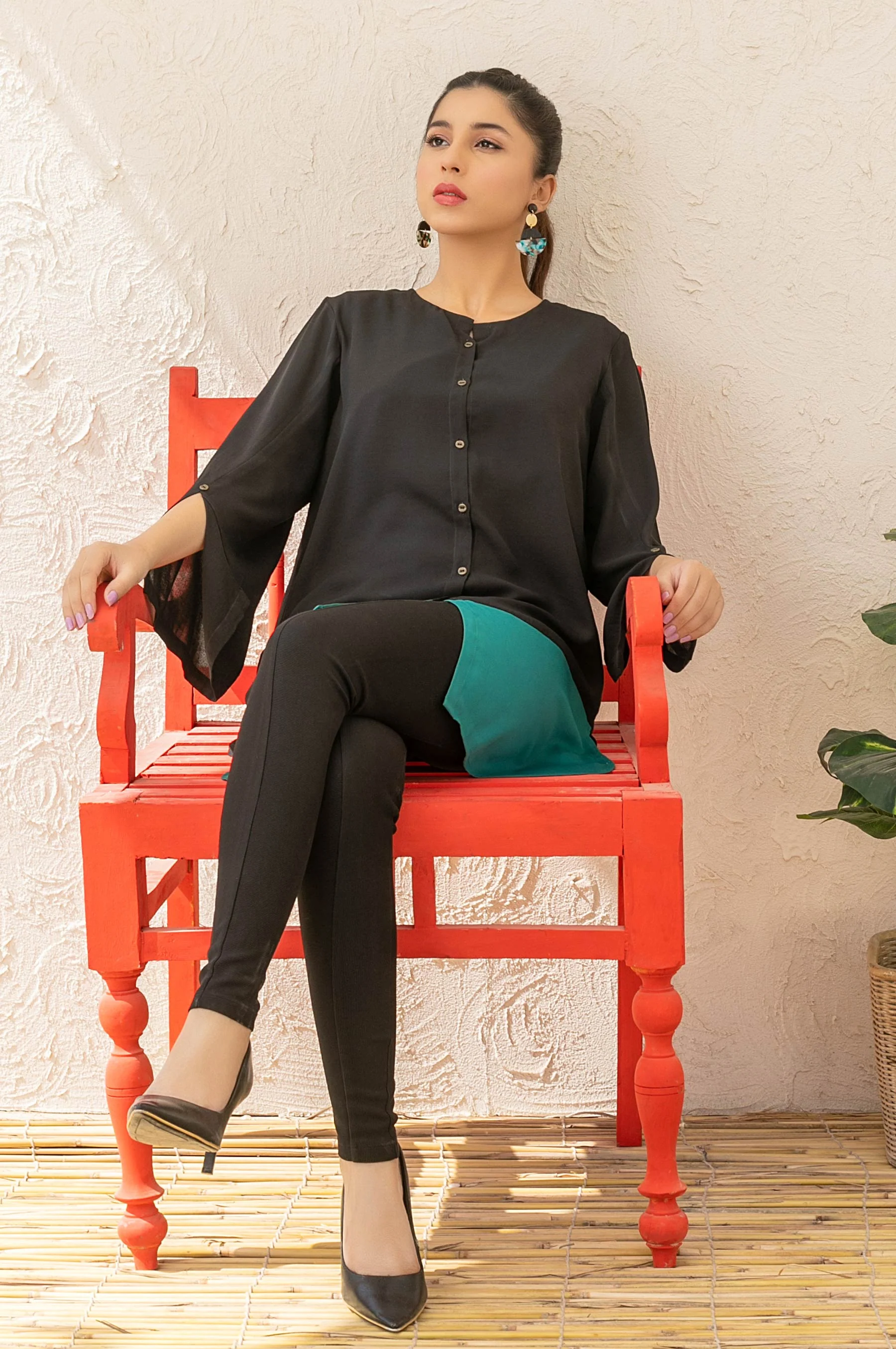 Stitched 1 Piece Embellished Crepe Shirt - Image 3
