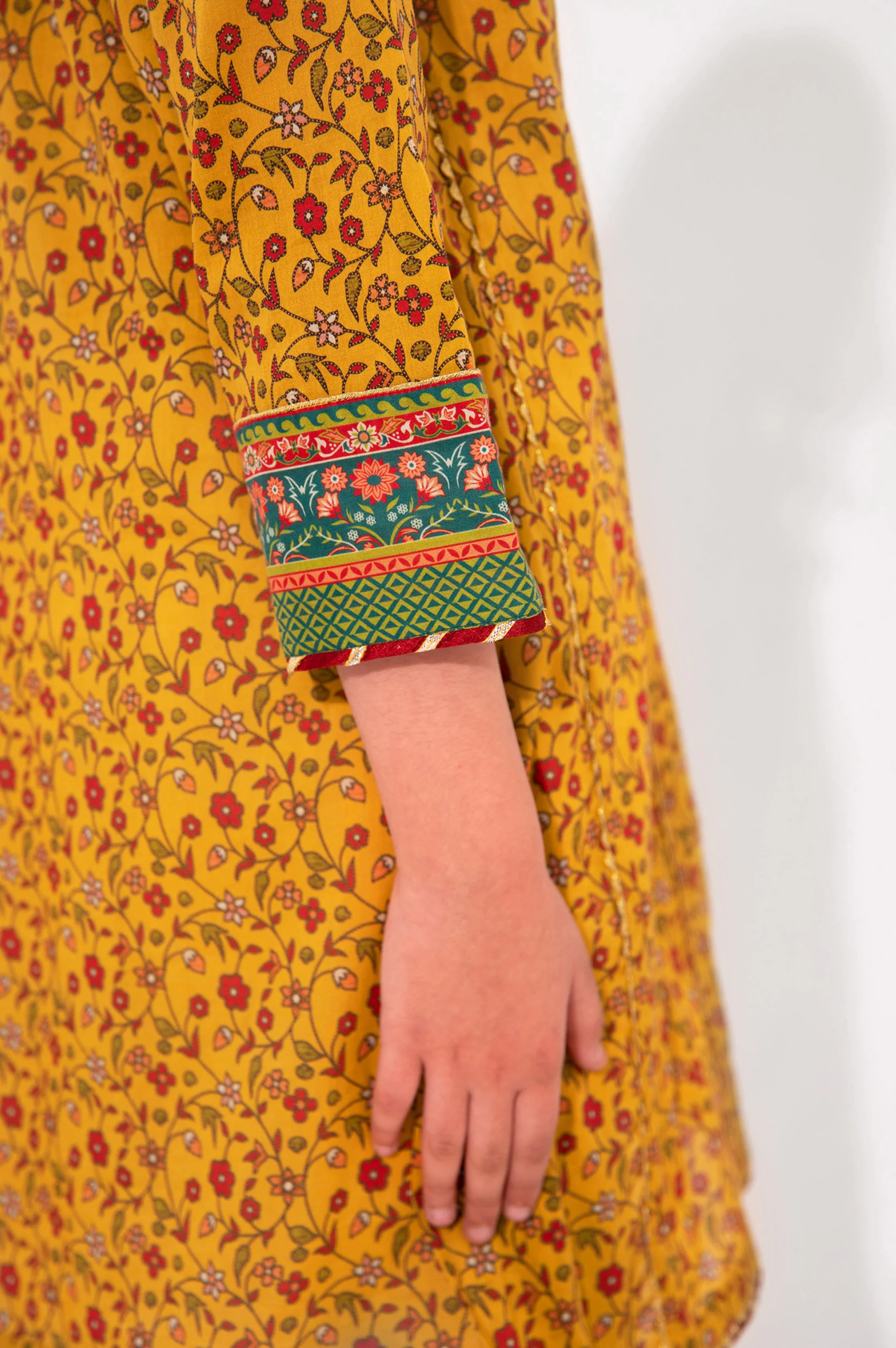 Stitched 1 Piece Printed Embellished Lawn Shirt - Image 6