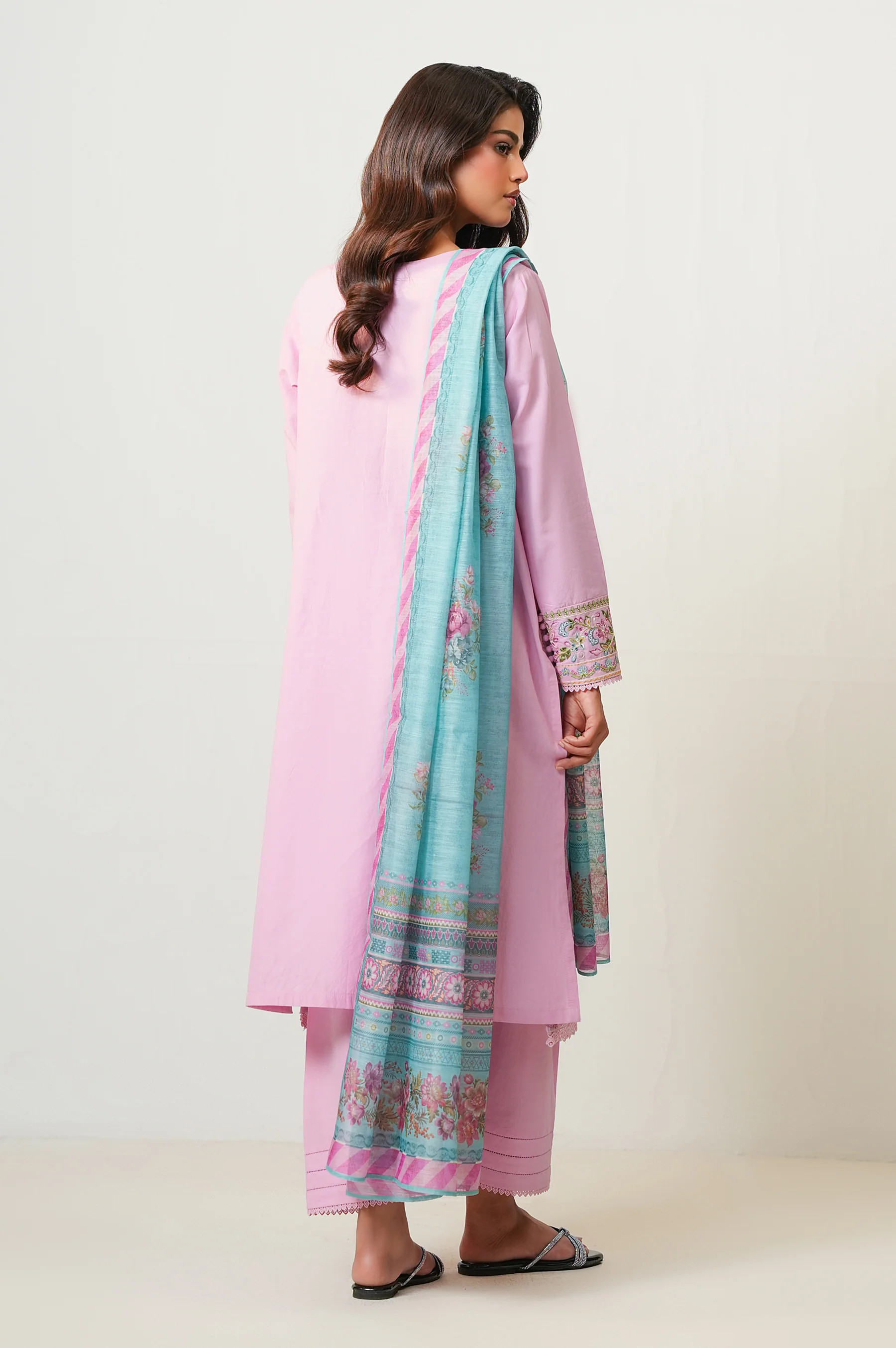 STITCHED EMBROIDERED CAMBRIC SUIT - Image 3