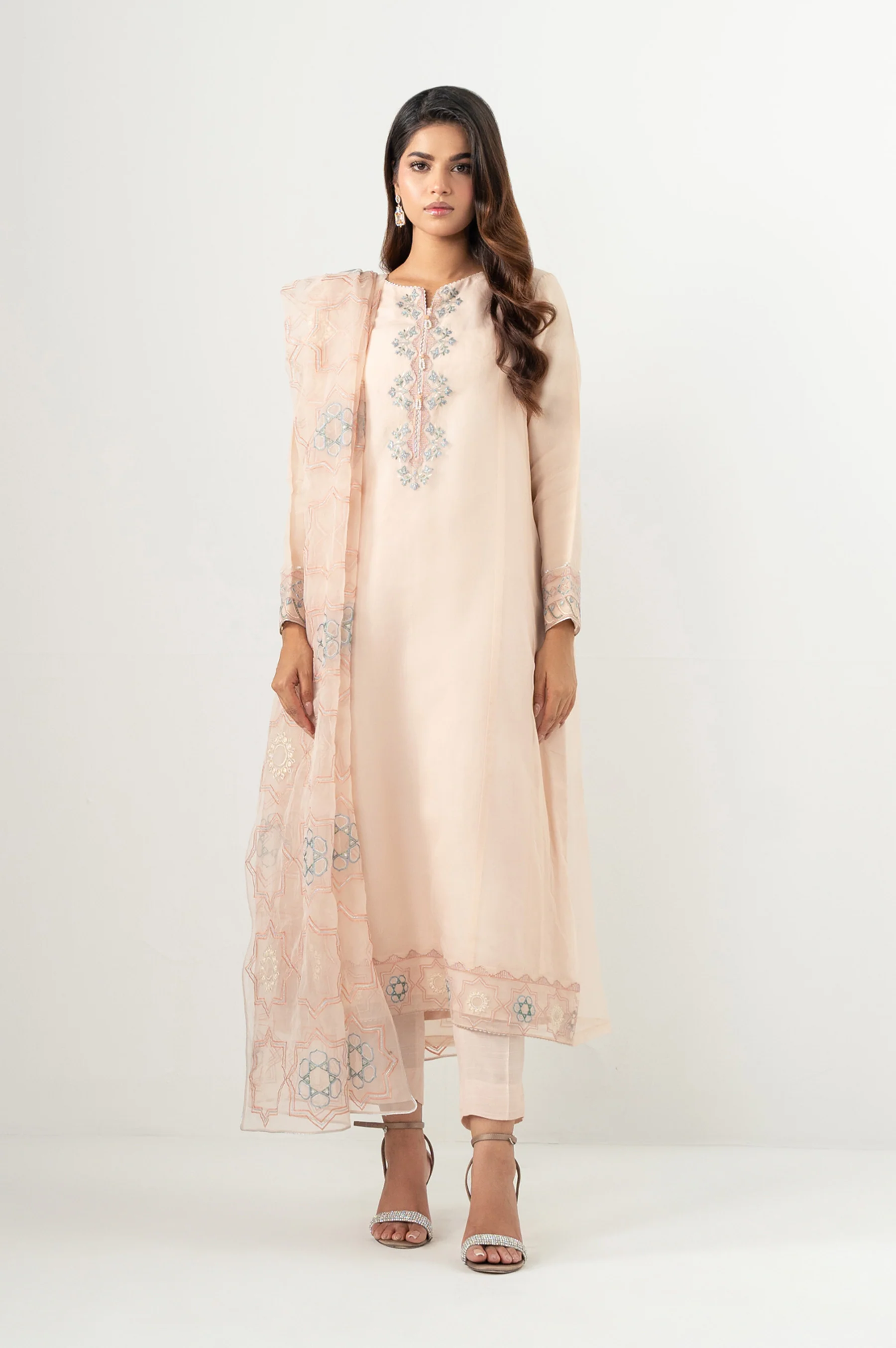EMBROIDERED SUIT - Image 2