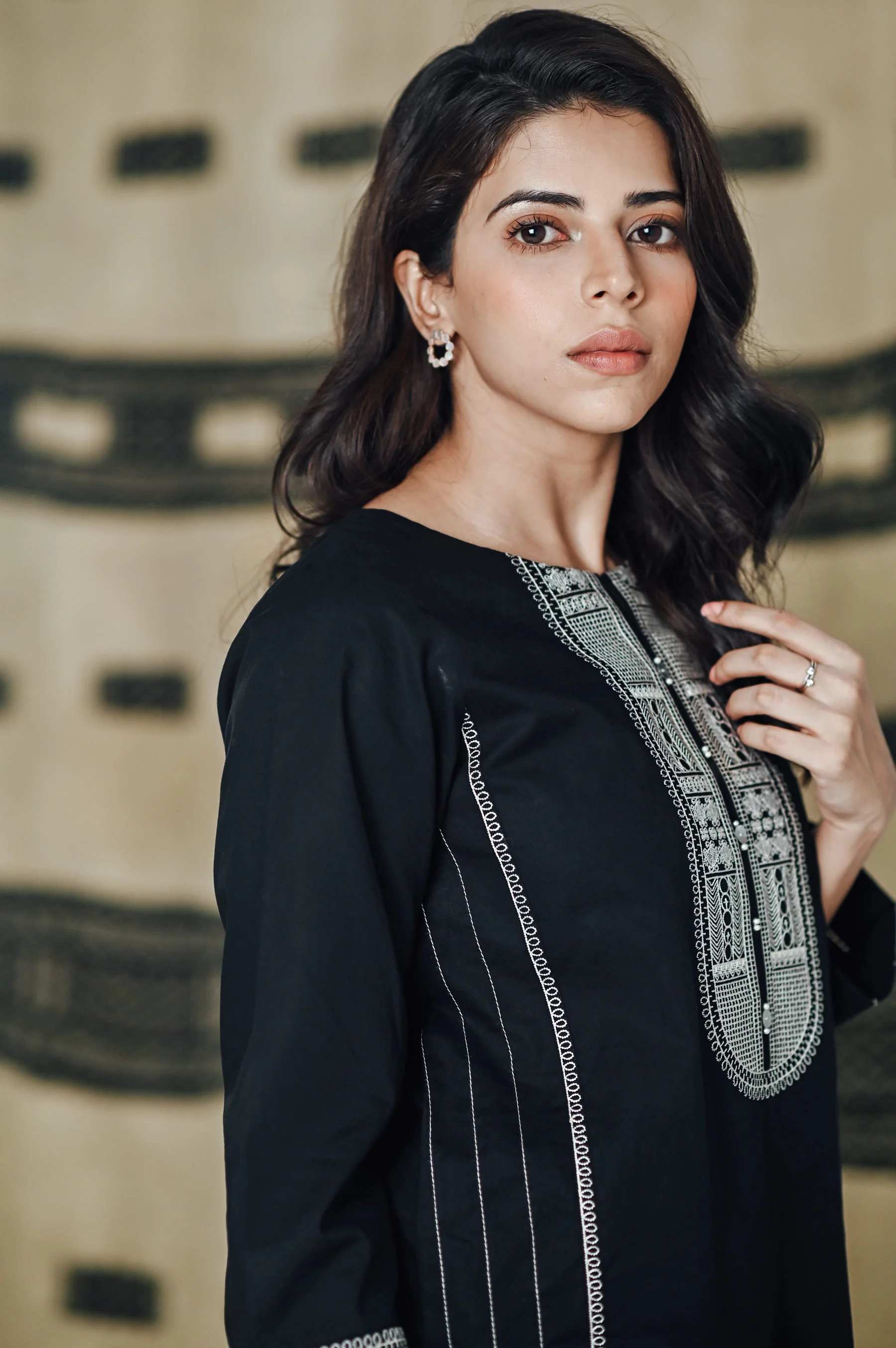 Stitched 1 Piece Embroidered Dobby Shirt - Image 4