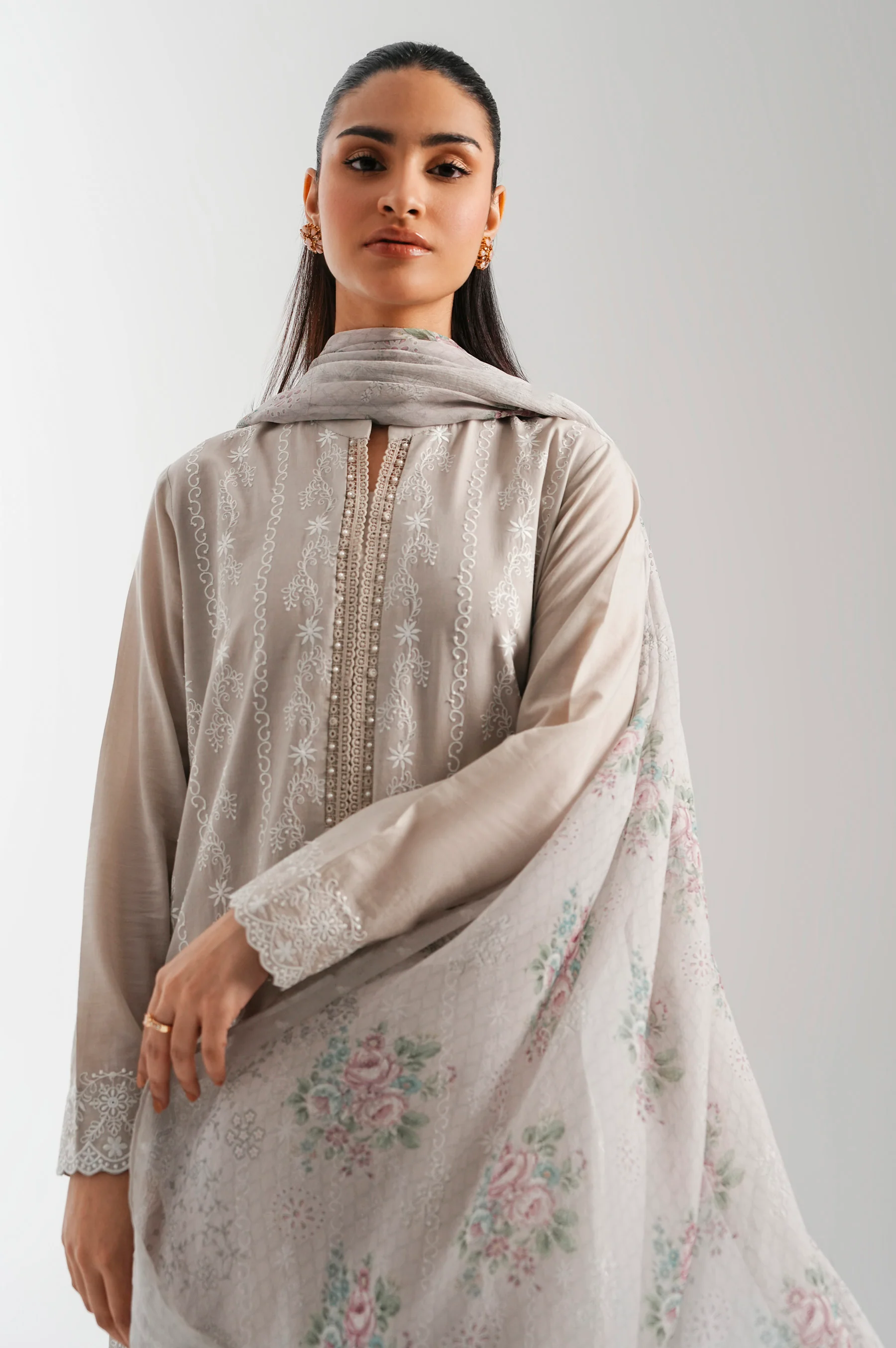 EMBROIDERED CHIKANKARI STITCHED DUPATTA (FACTORY E-OUTLET) - Image 2