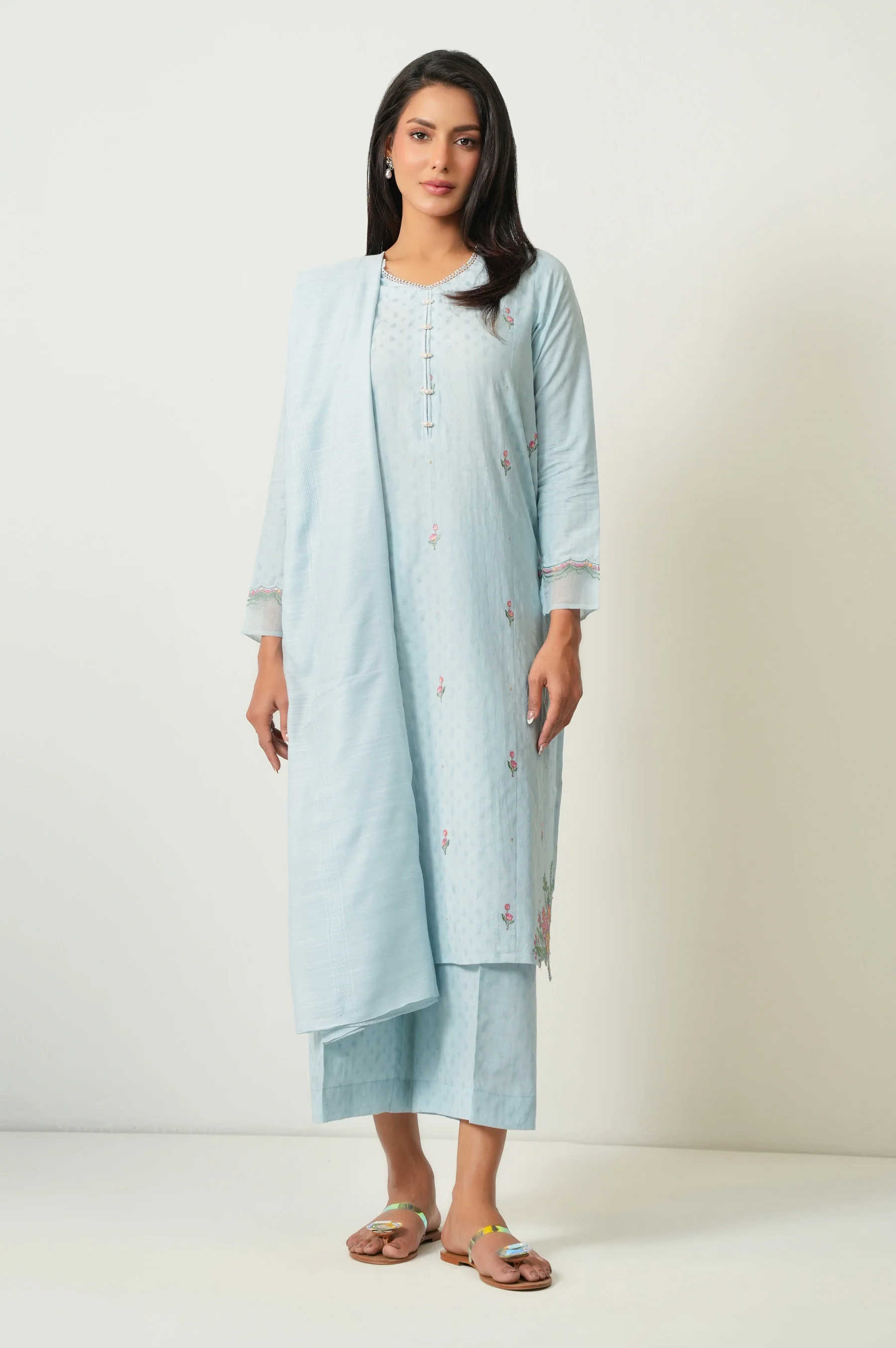 EMBROIDERED DOBBY STITCHED DUPATTA (FACTORY E-OUTLET) - Image 2