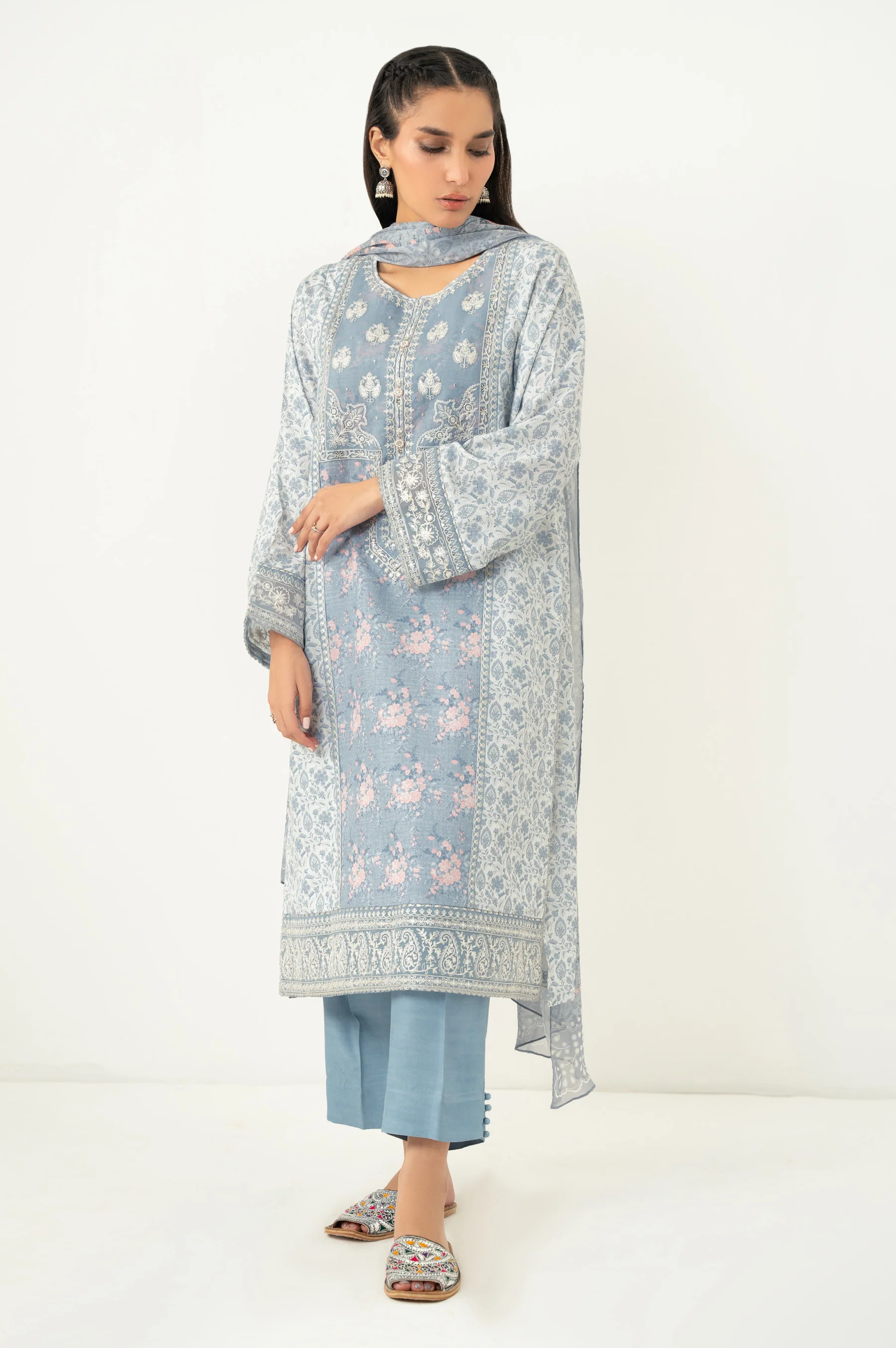 EMBROIDERED STITCHED DUPATTA (FACTORY E-OUTLET) - Image 6