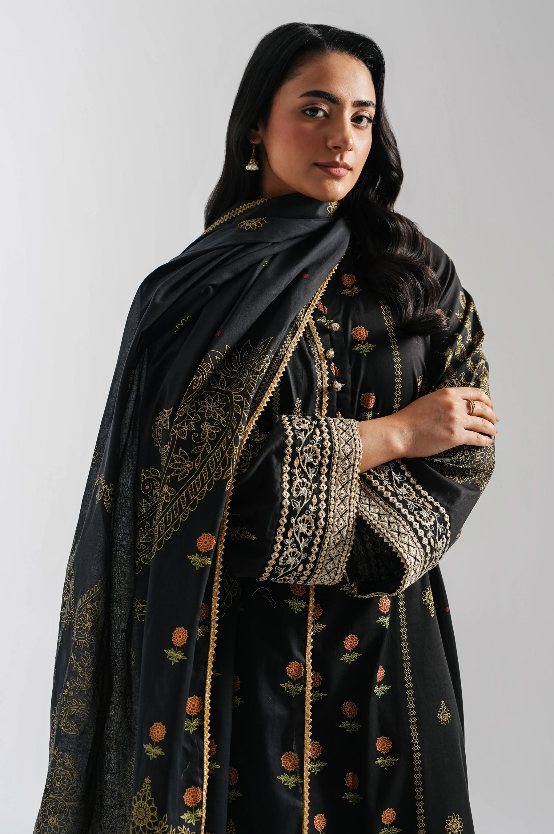 EMBROIDERED LAWN STITCHED DUPATTA (FACTORY E-OUTLET) - Image 2