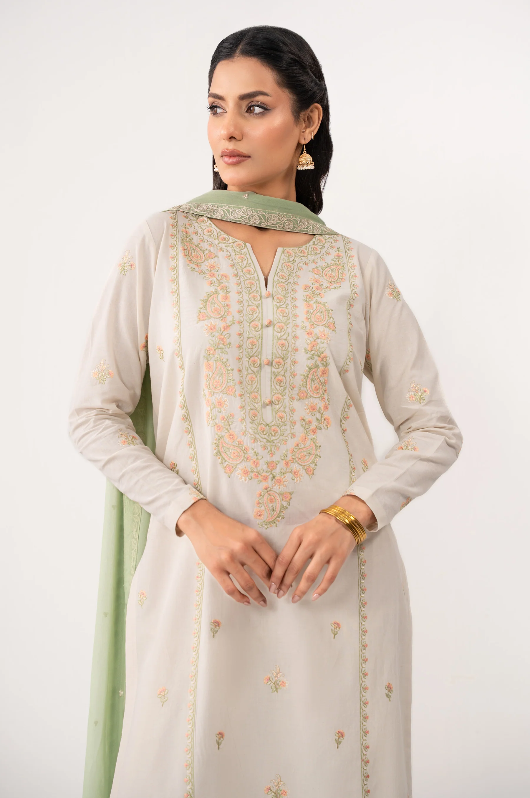 STITCHED EMBROIDERED SLUB LAWN SUIT - Image 4