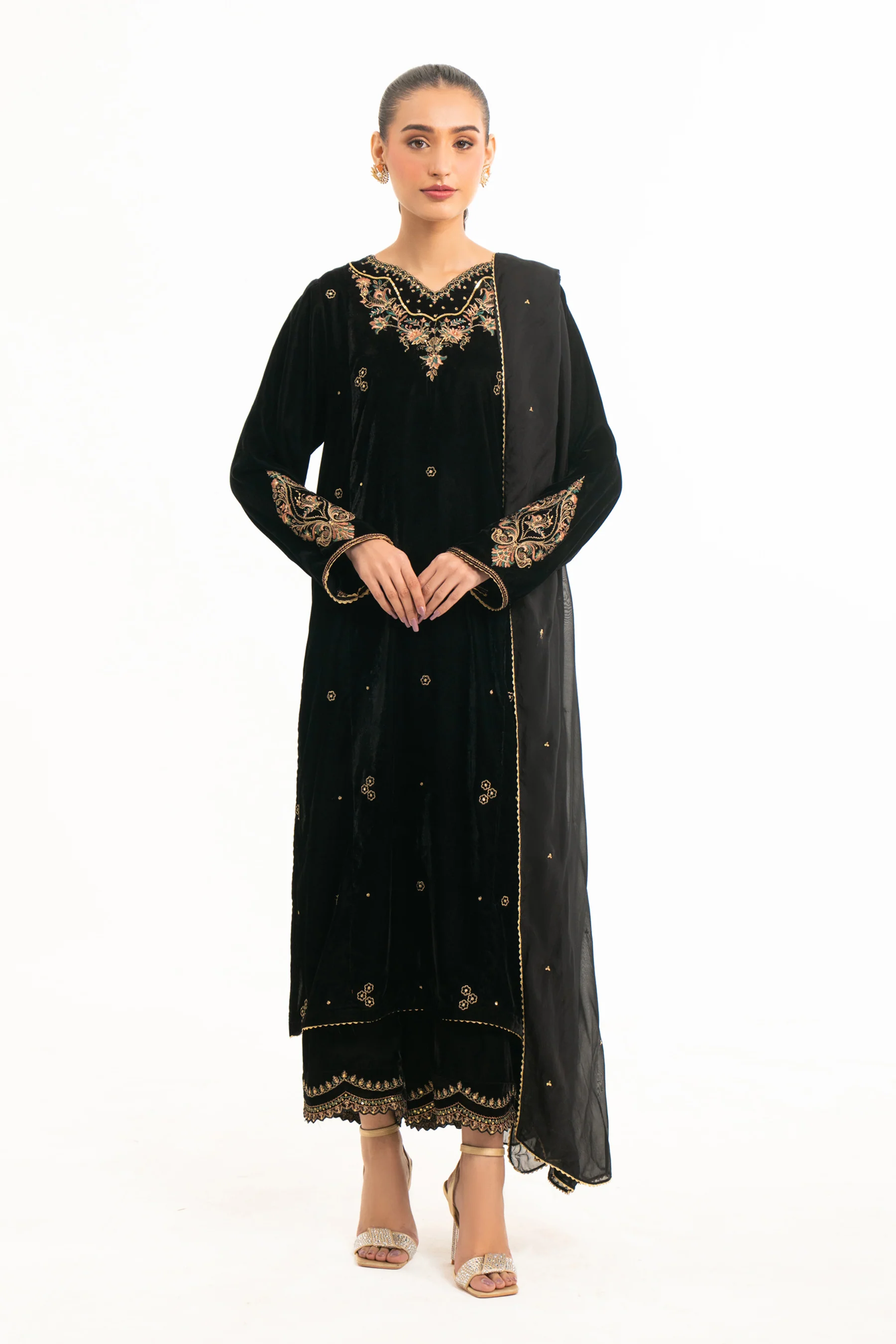 EMBROIDERED VELVET STITCHED DUPATTA (FACTORY E-OUTLET)