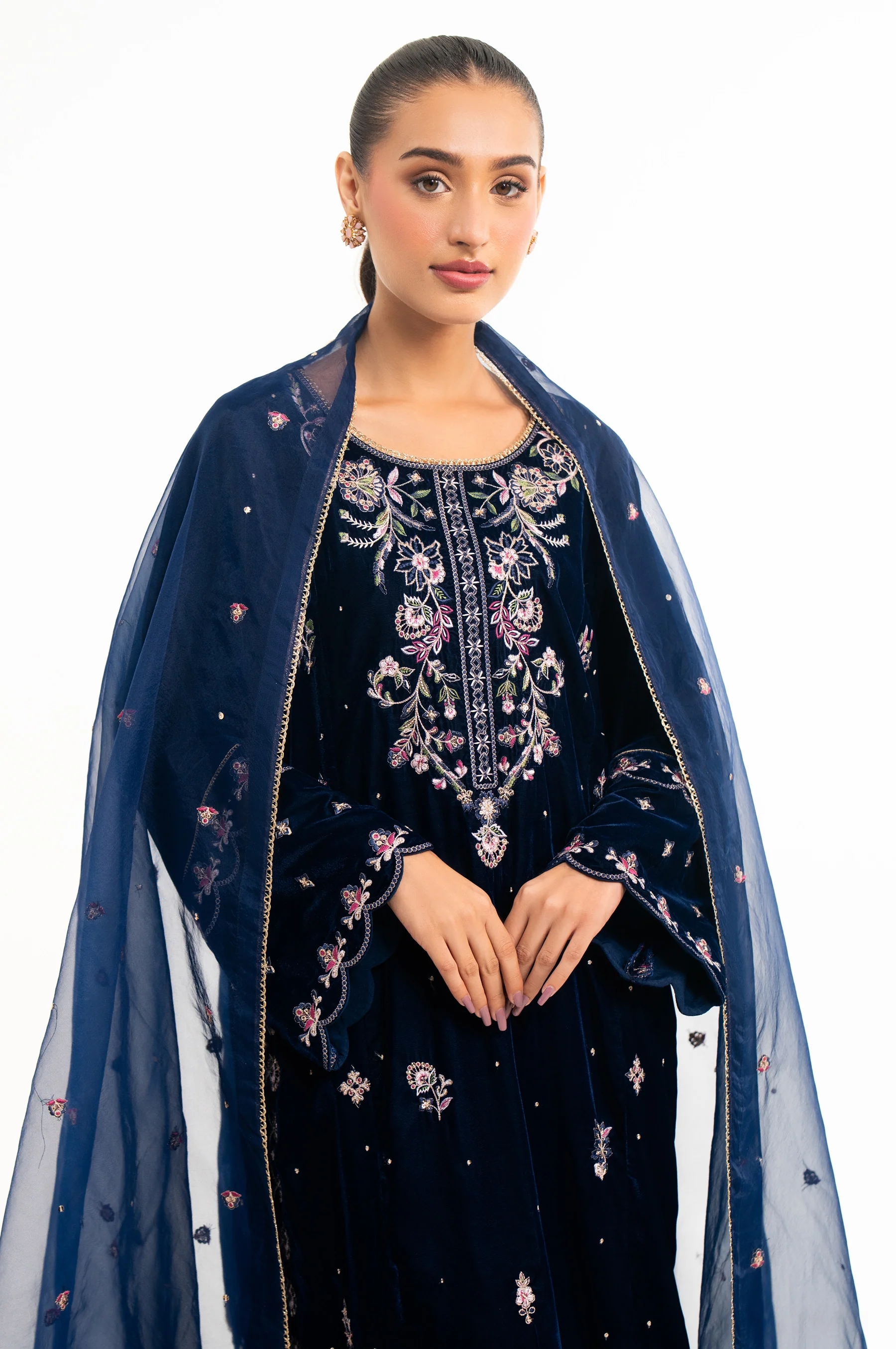 EMBROIDERED VELVET SUIT - Image 6
