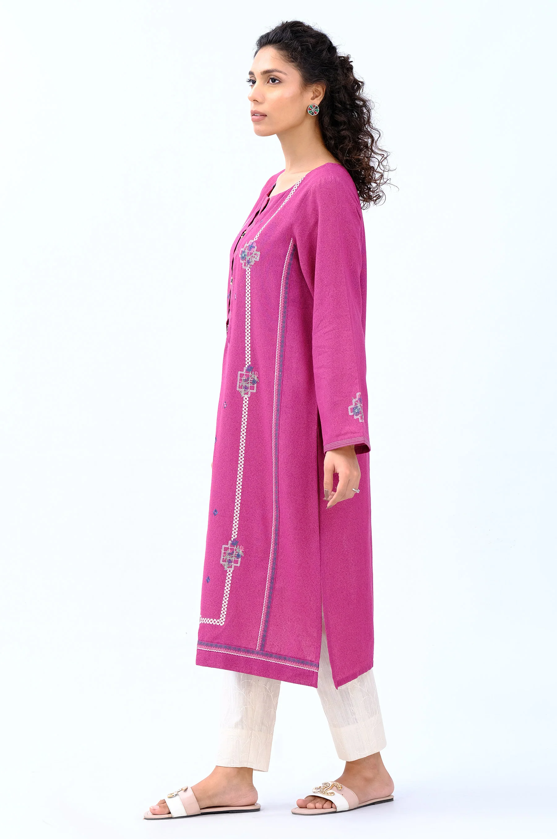 Stitched 1 Piece Embroidered karandi Shirt - Image 4