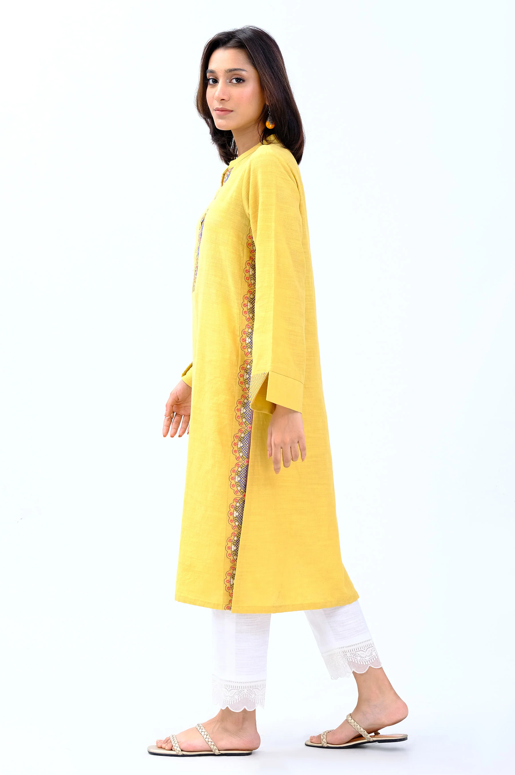 Stitched 1 Piece Embroidered Khaddar Shirt - Image 4